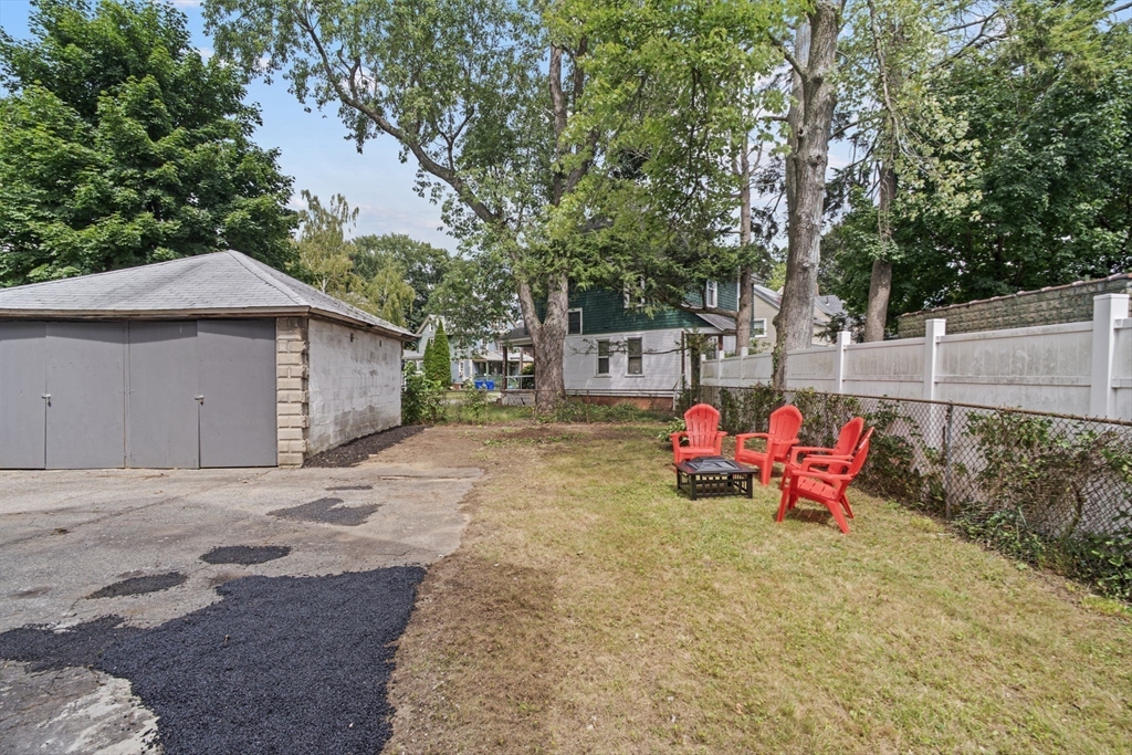 615 White St Property Photo 5