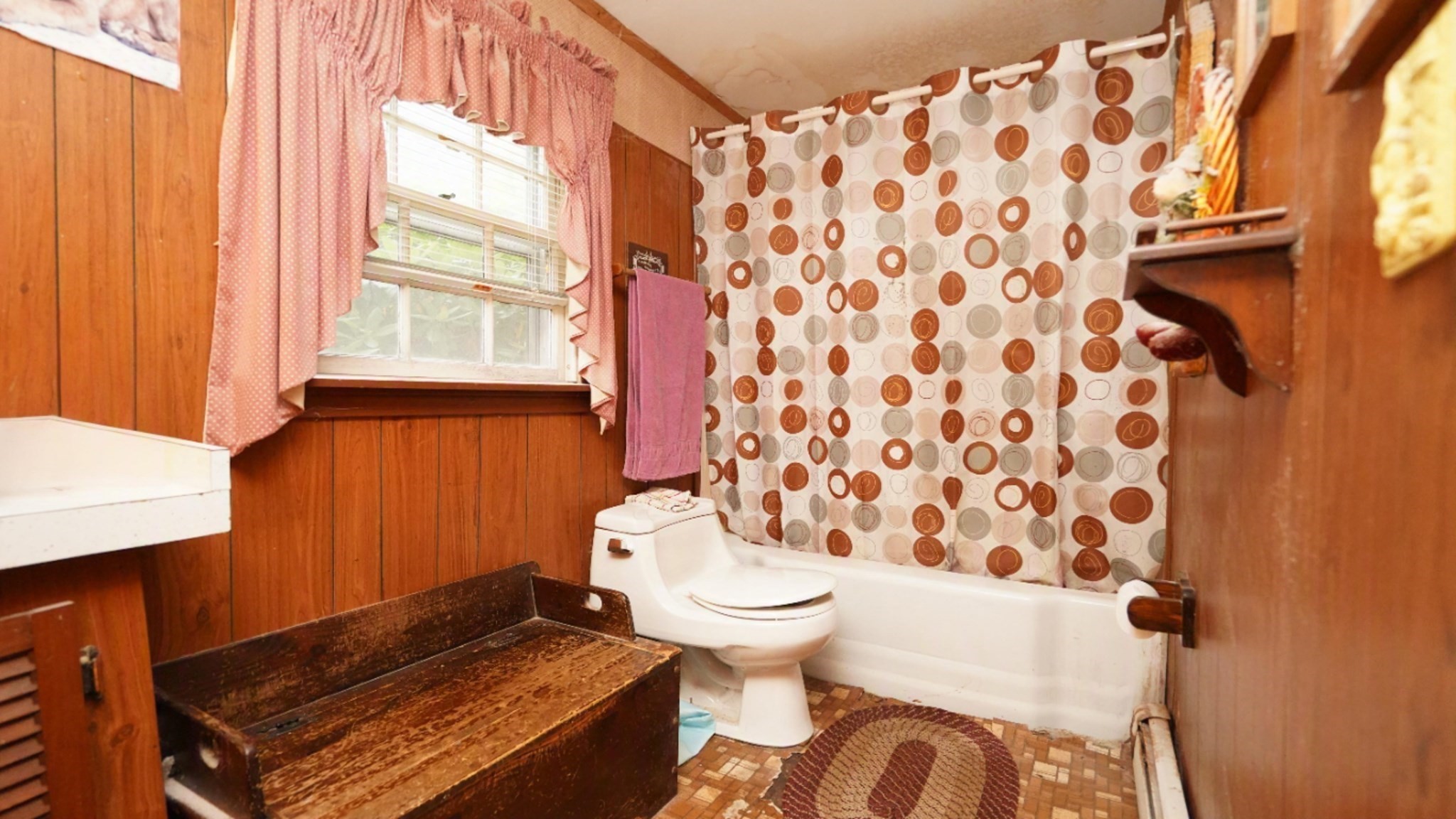 351 Towne St Property Photo 18