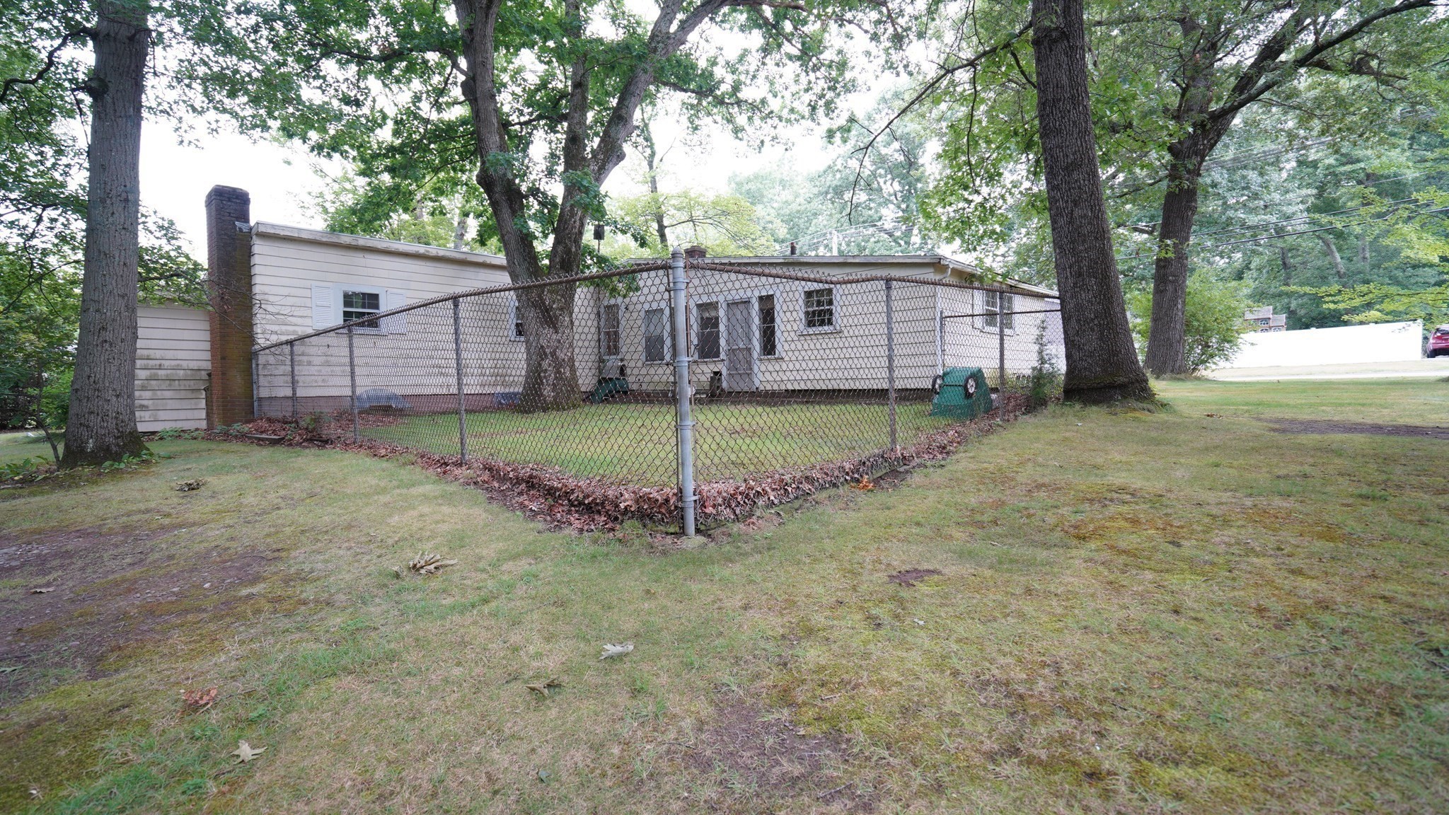 351 Towne St Property Photo 24