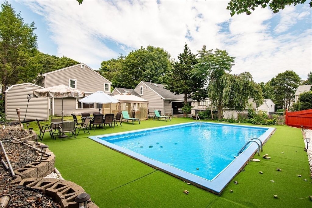 52 Burpee Road Property Photo 1