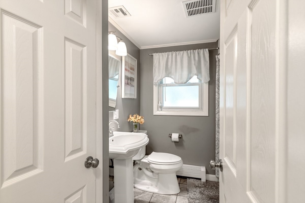52 Burpee Road Property Photo 13