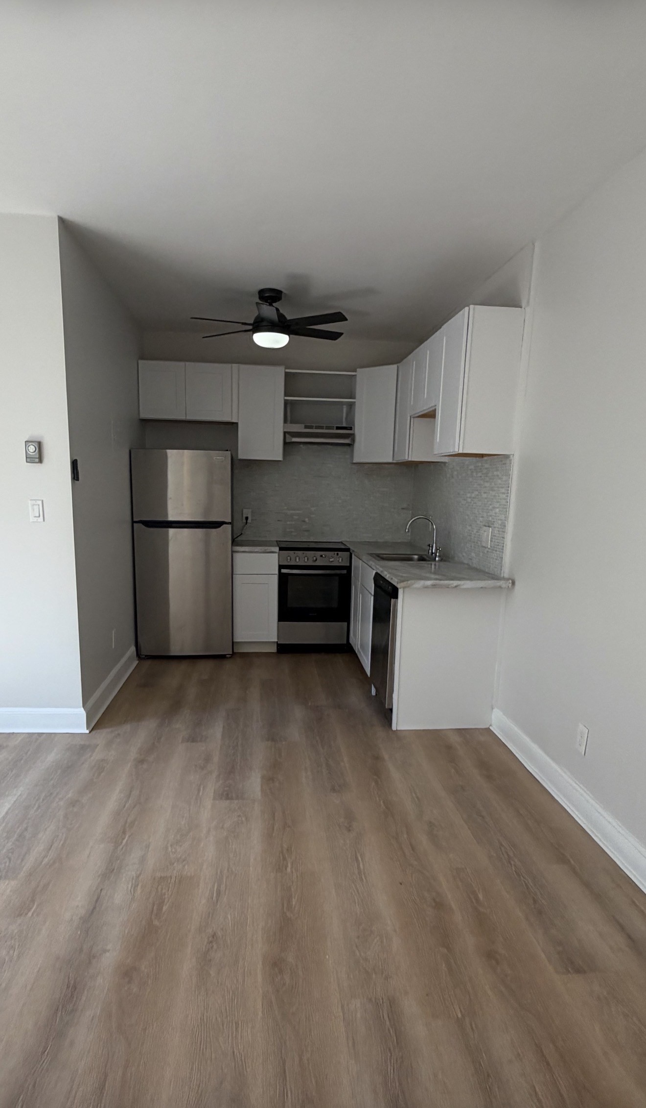 140 Chestnut St # 605 Property Photo 3