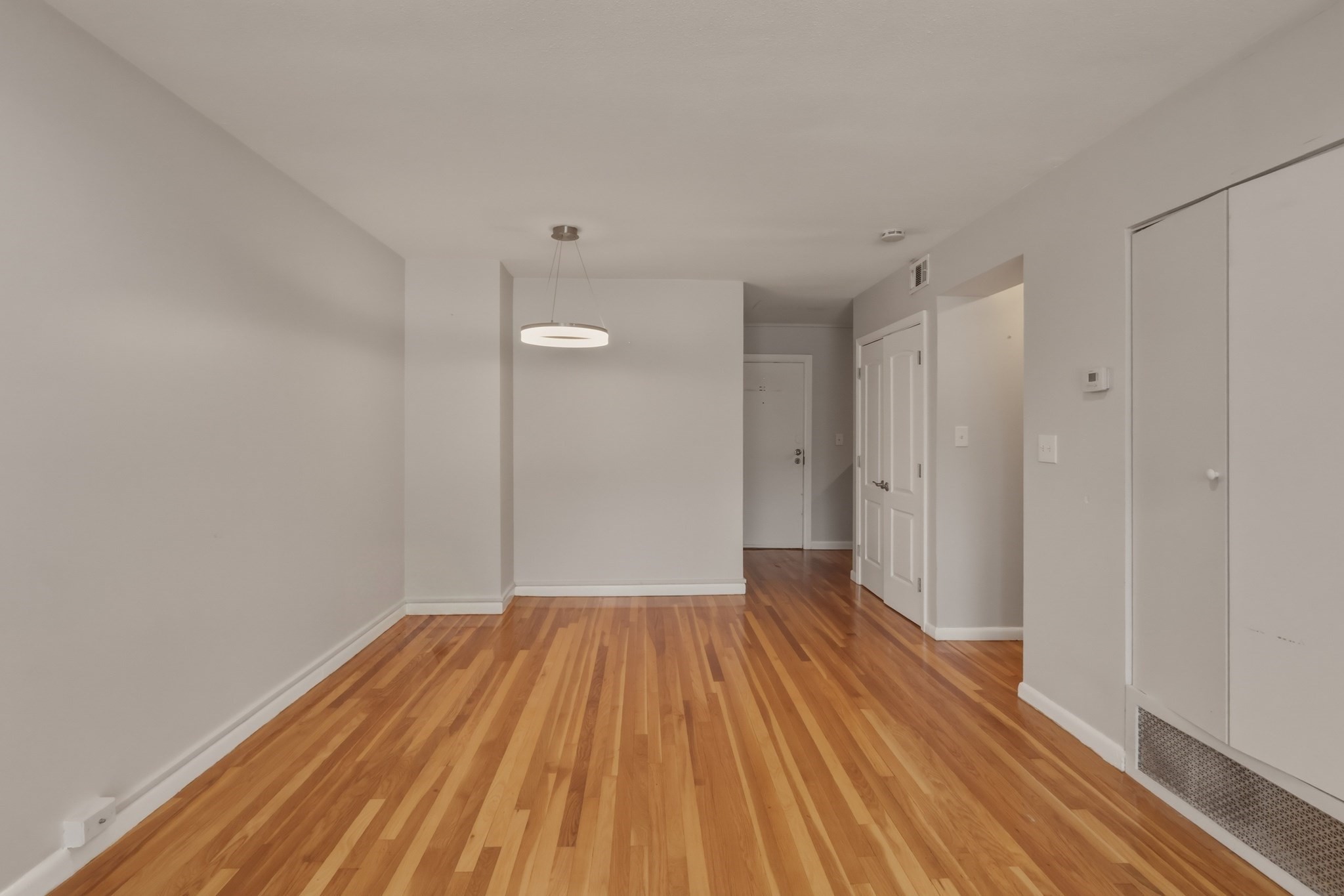 800 Hyde Park Ave # 15 Property Photo 6