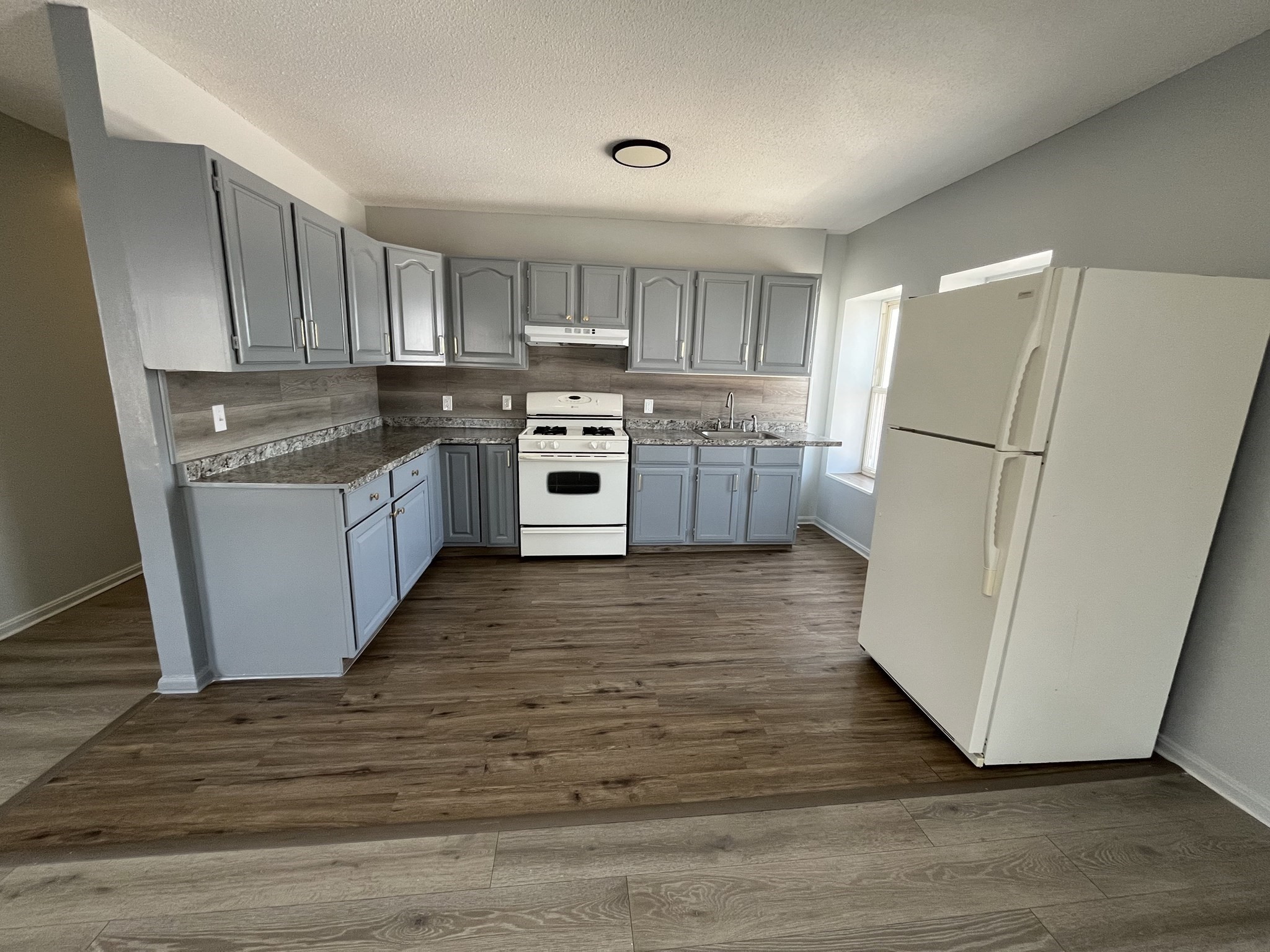 1263-1265 Pleasant St # 8 Property Photo 1
