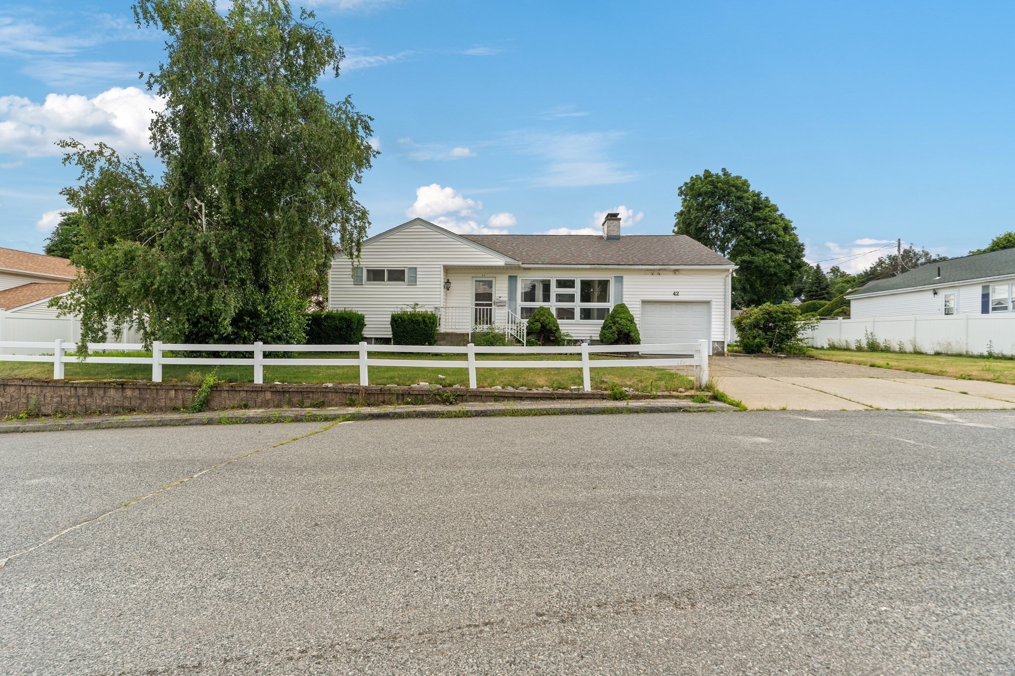 42 Marlboro Street Property Photo 34