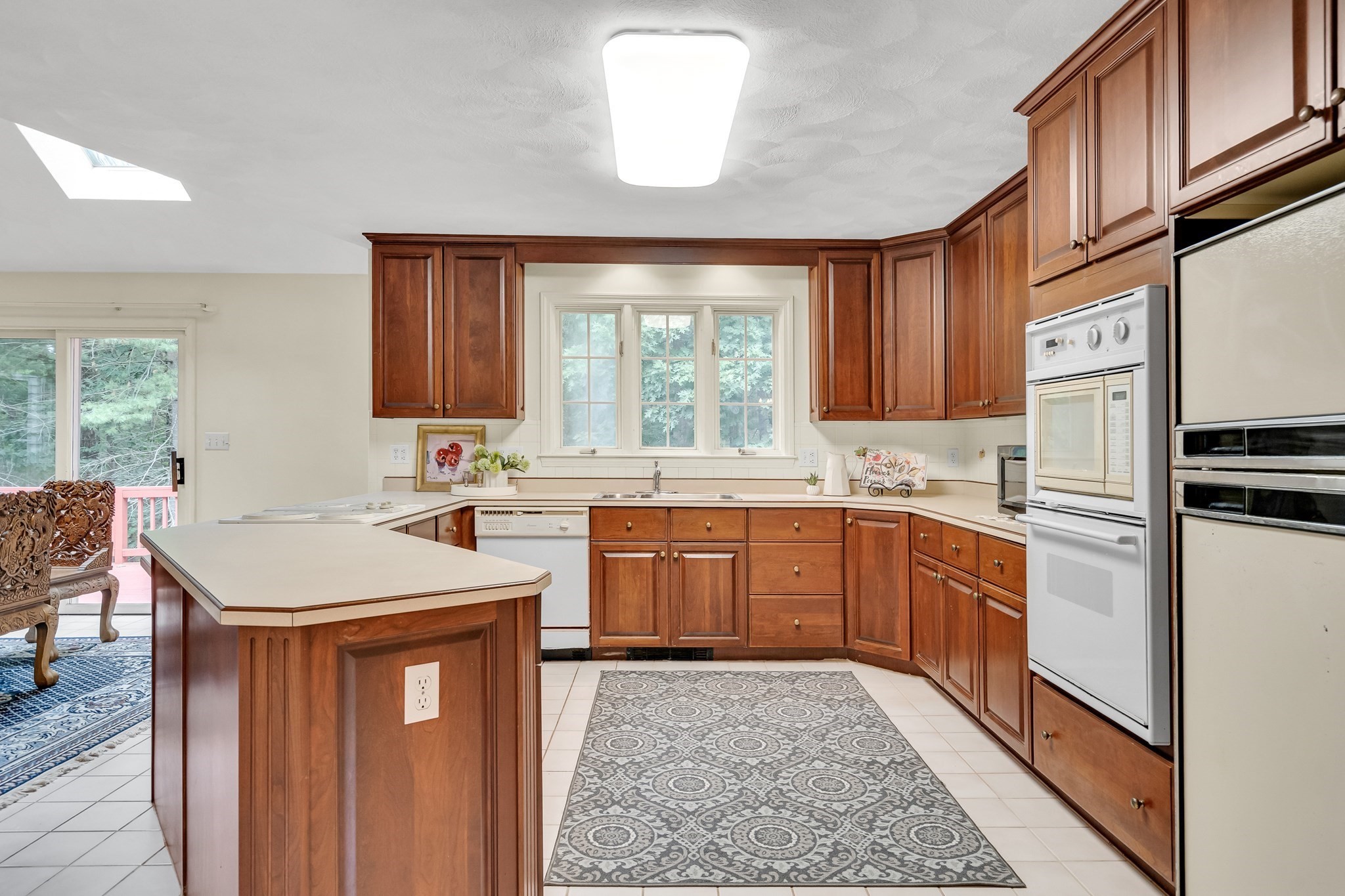 4 Crestview Rd Property Photo 7