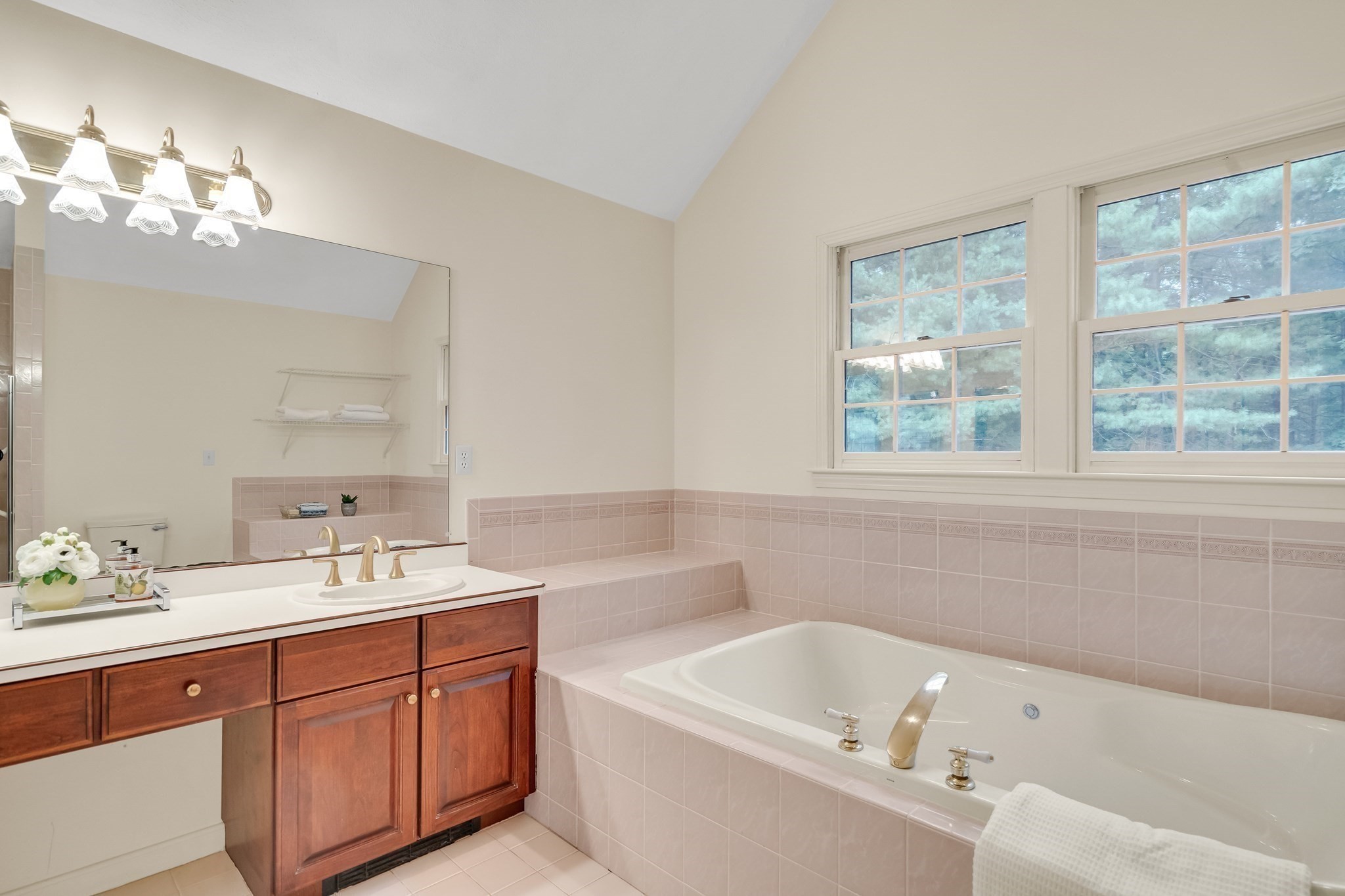 4 Crestview Rd Property Photo 28