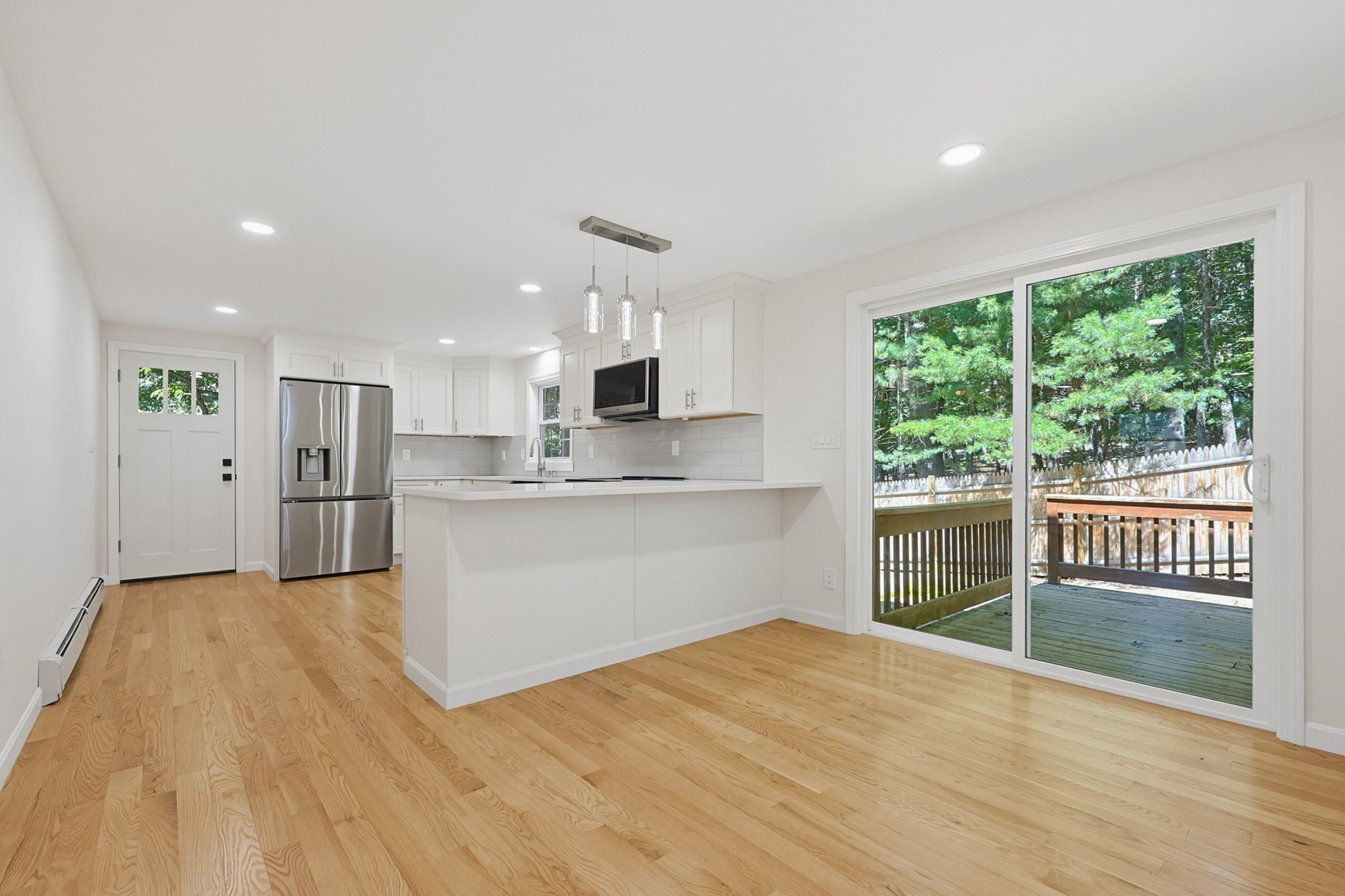 12 White Ave Property Photo 6