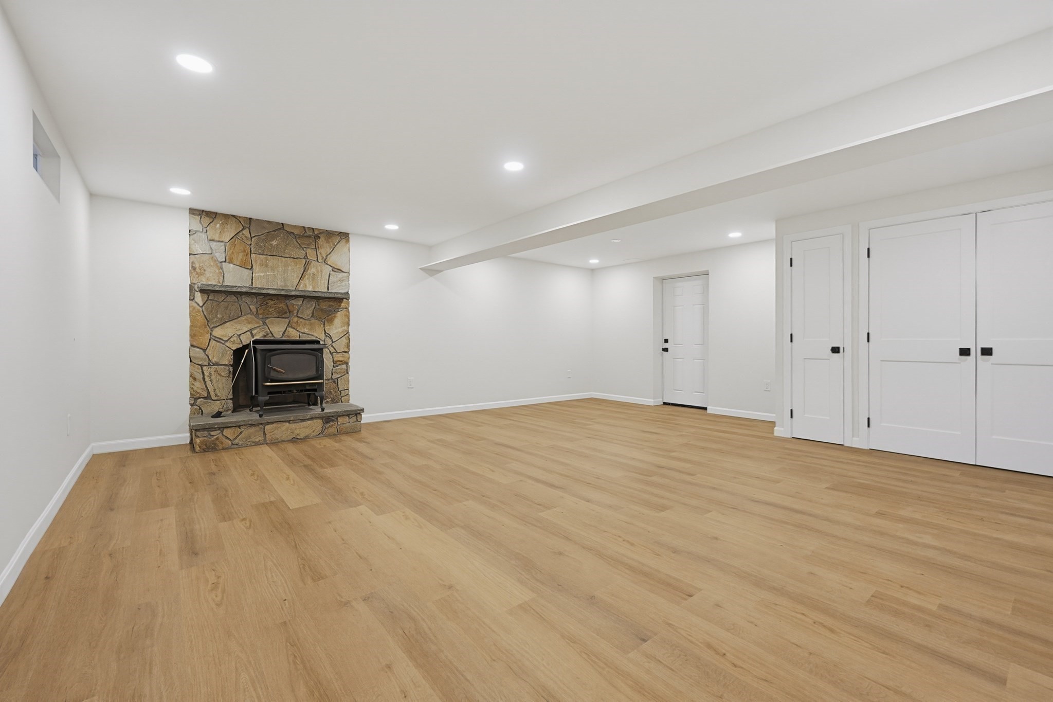 12 White Ave Property Photo 17