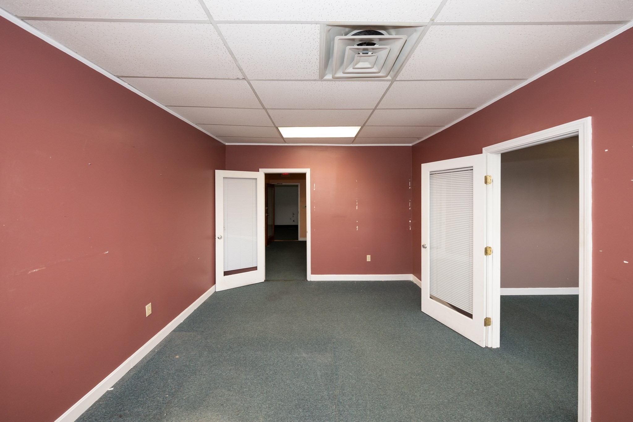 482 Southbridge Street # 212 Property Photo 6
