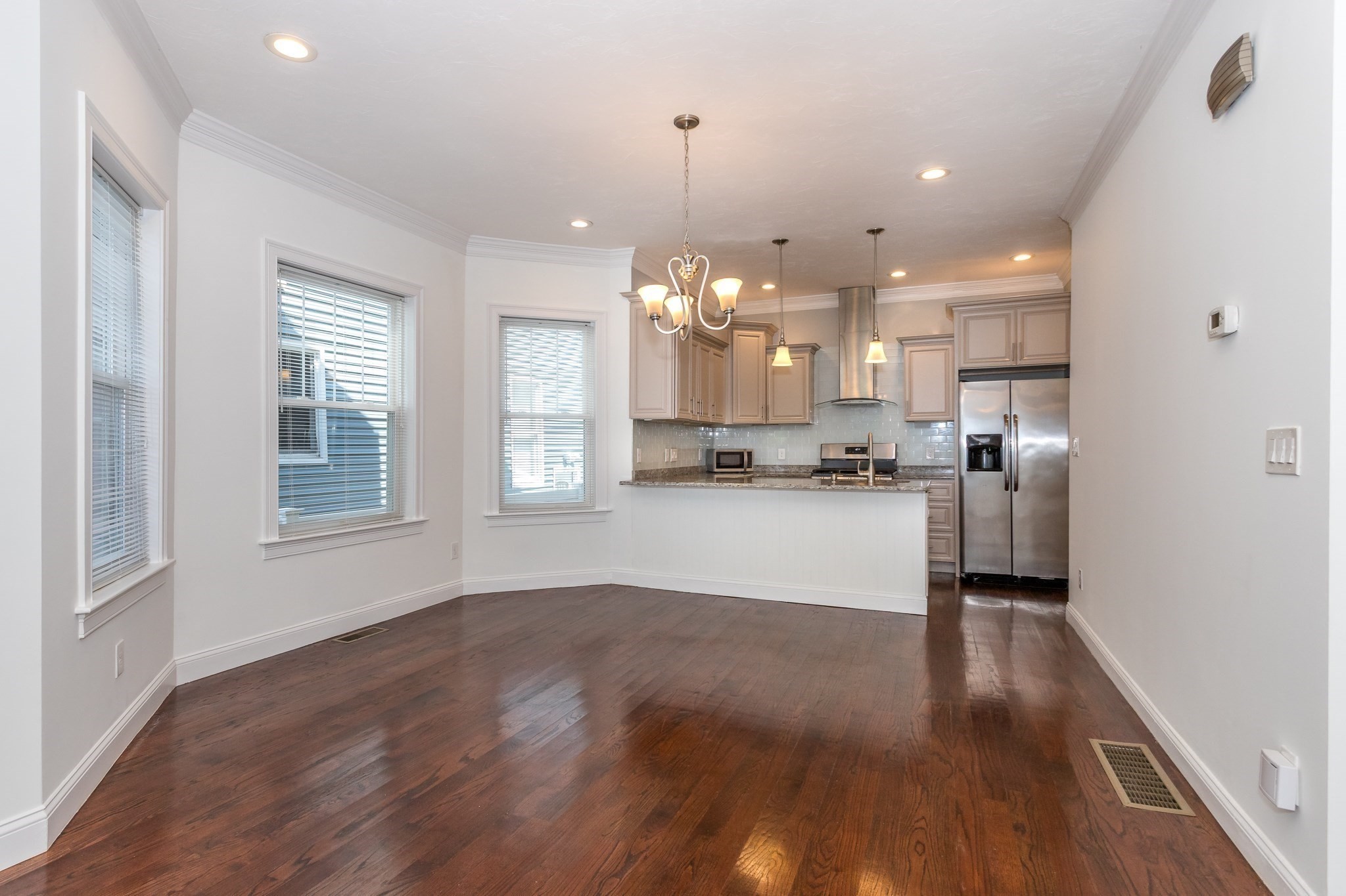 18 Kittredge St # 1 Property Photo 5