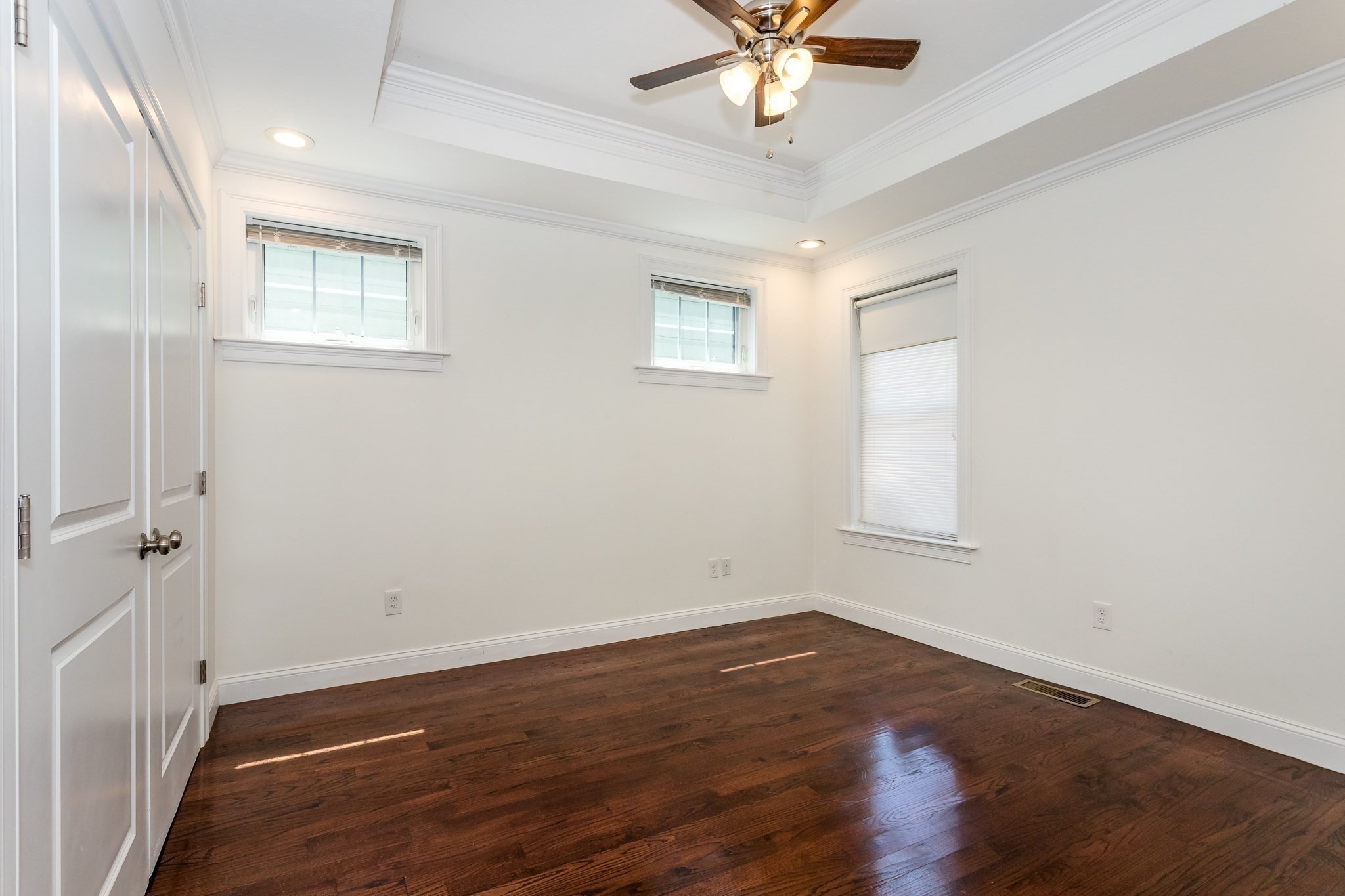 18 Kittredge St # 1 Property Photo 9