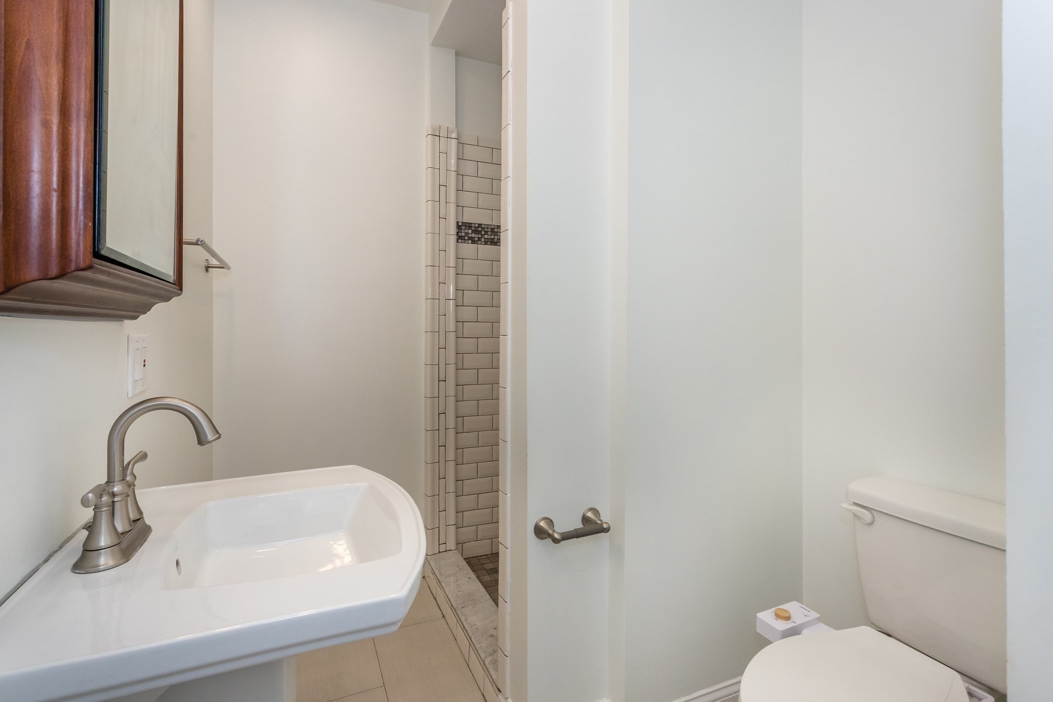 18 Kittredge St # 1 Property Photo 18
