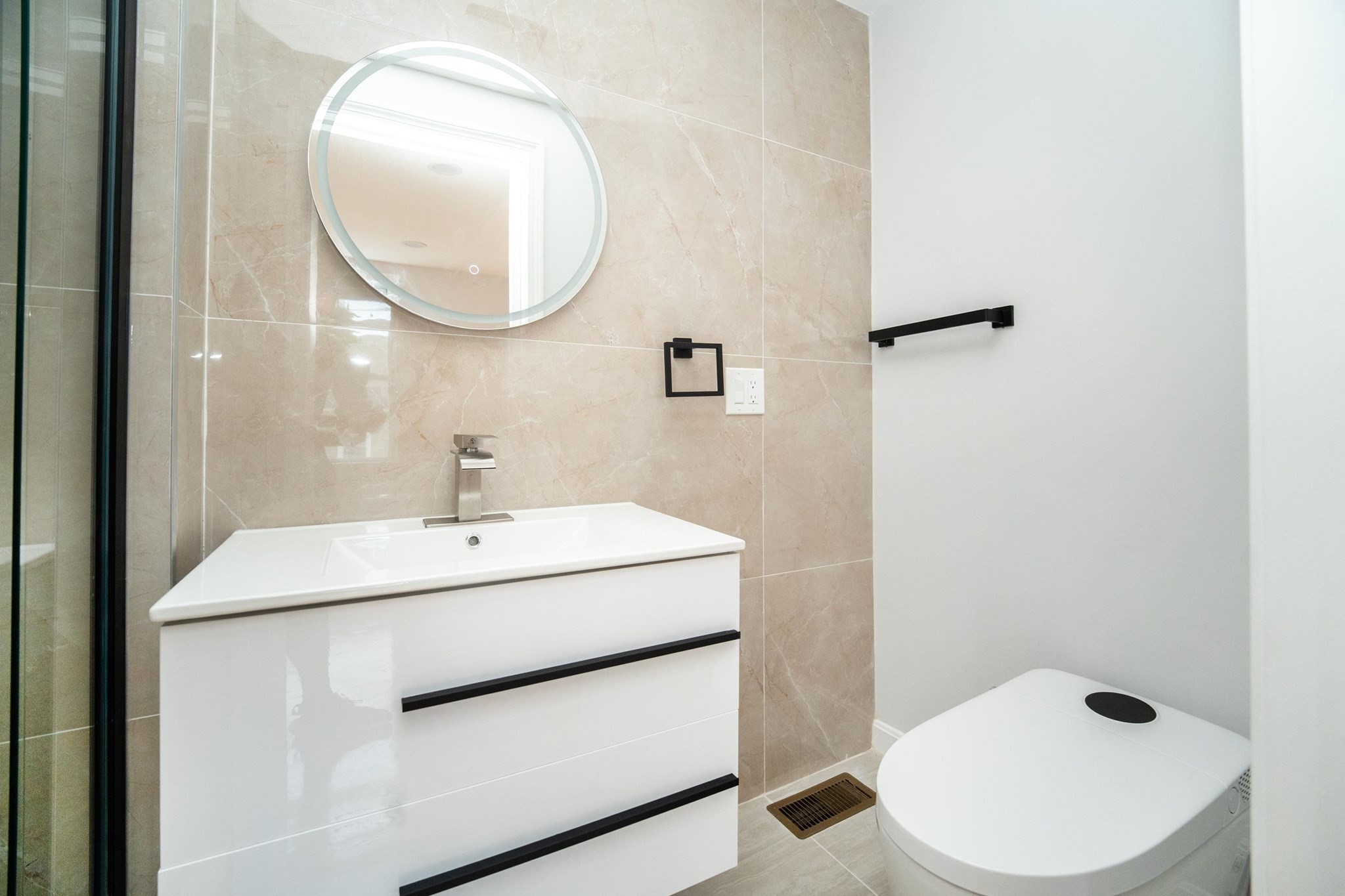 41 Haverford St # 41 Property Photo 17
