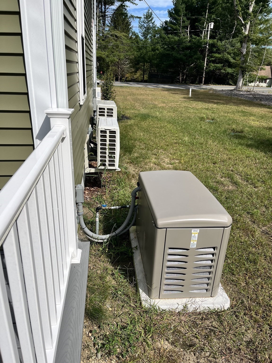 90 Howland Rd Property Photo 11