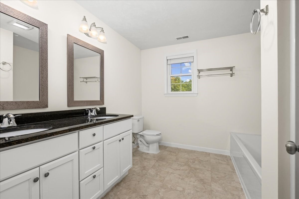 3 Moore Dr Property Photo 22