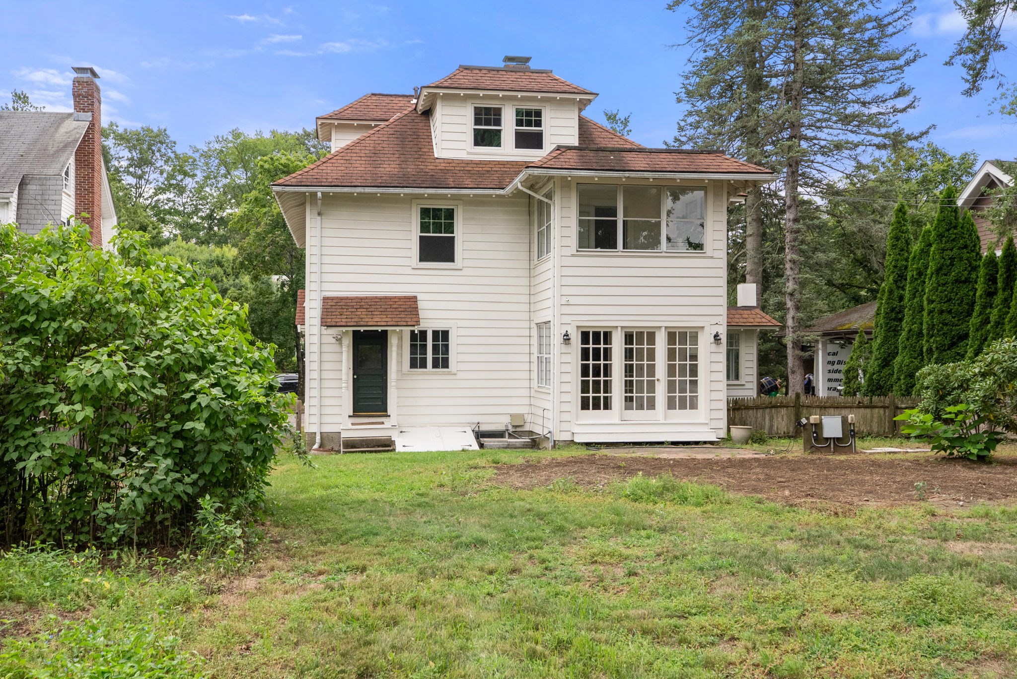 855 Commonwealth Ave Property Photo 36