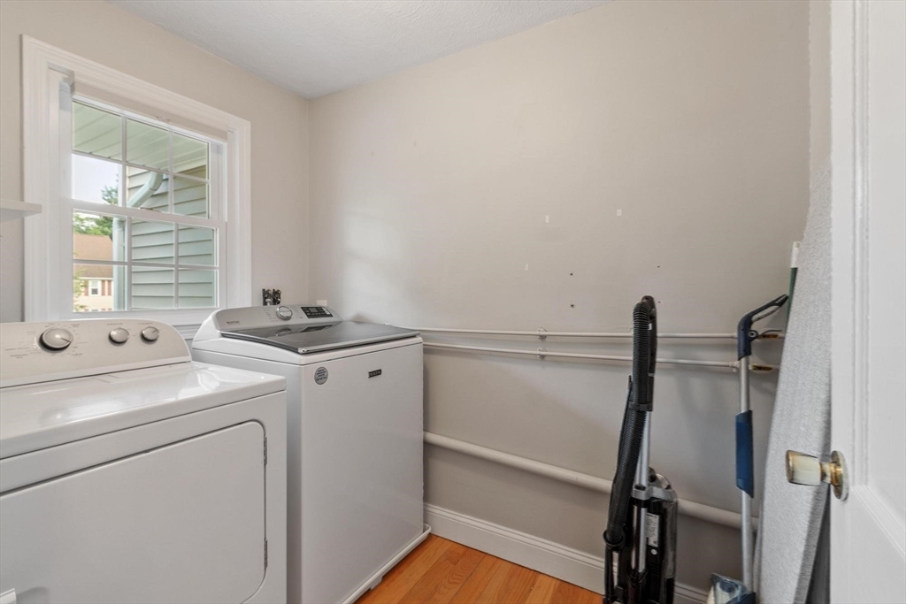 4 Lantern Lane Property Photo 21