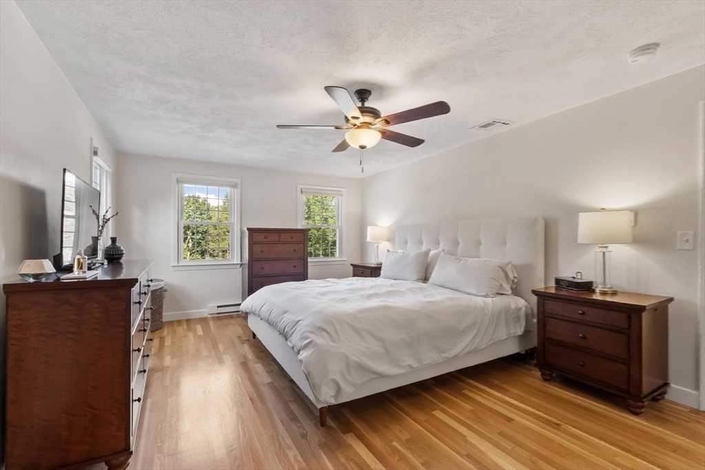 4 Lantern Lane Property Photo 24