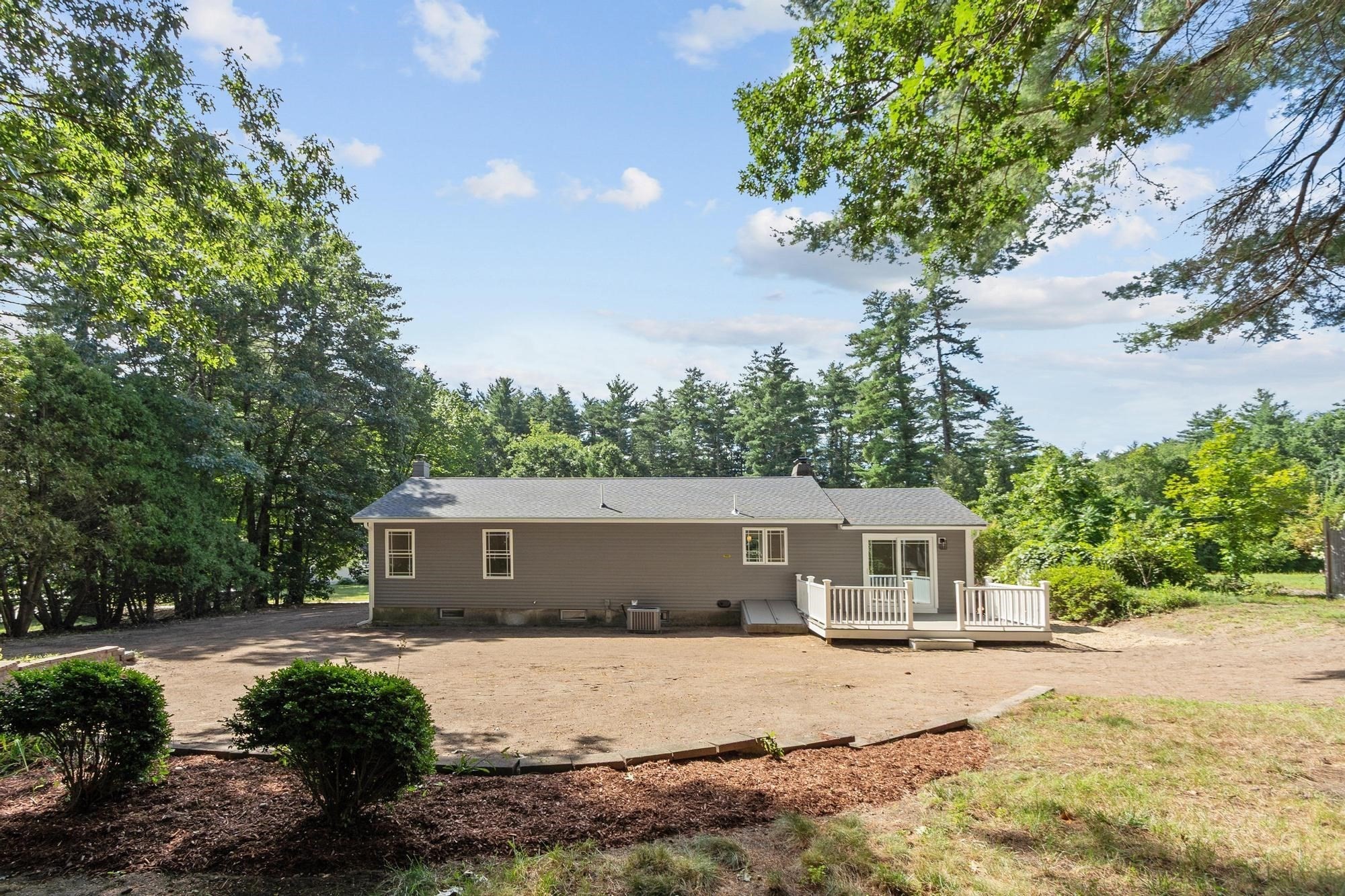 63 Maplewood Dr Property Photo 28