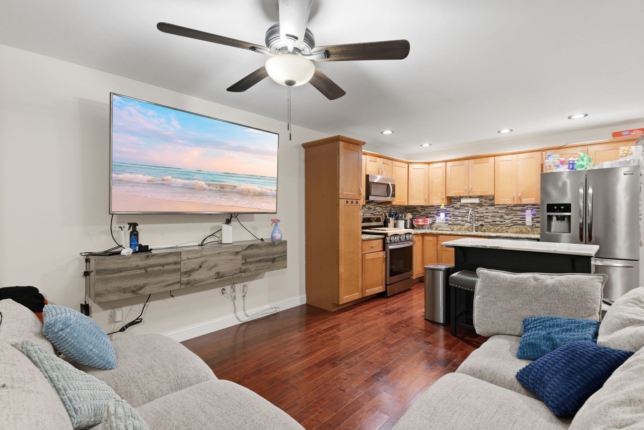 7 Mount Vernon St # 7 Property Photo 6