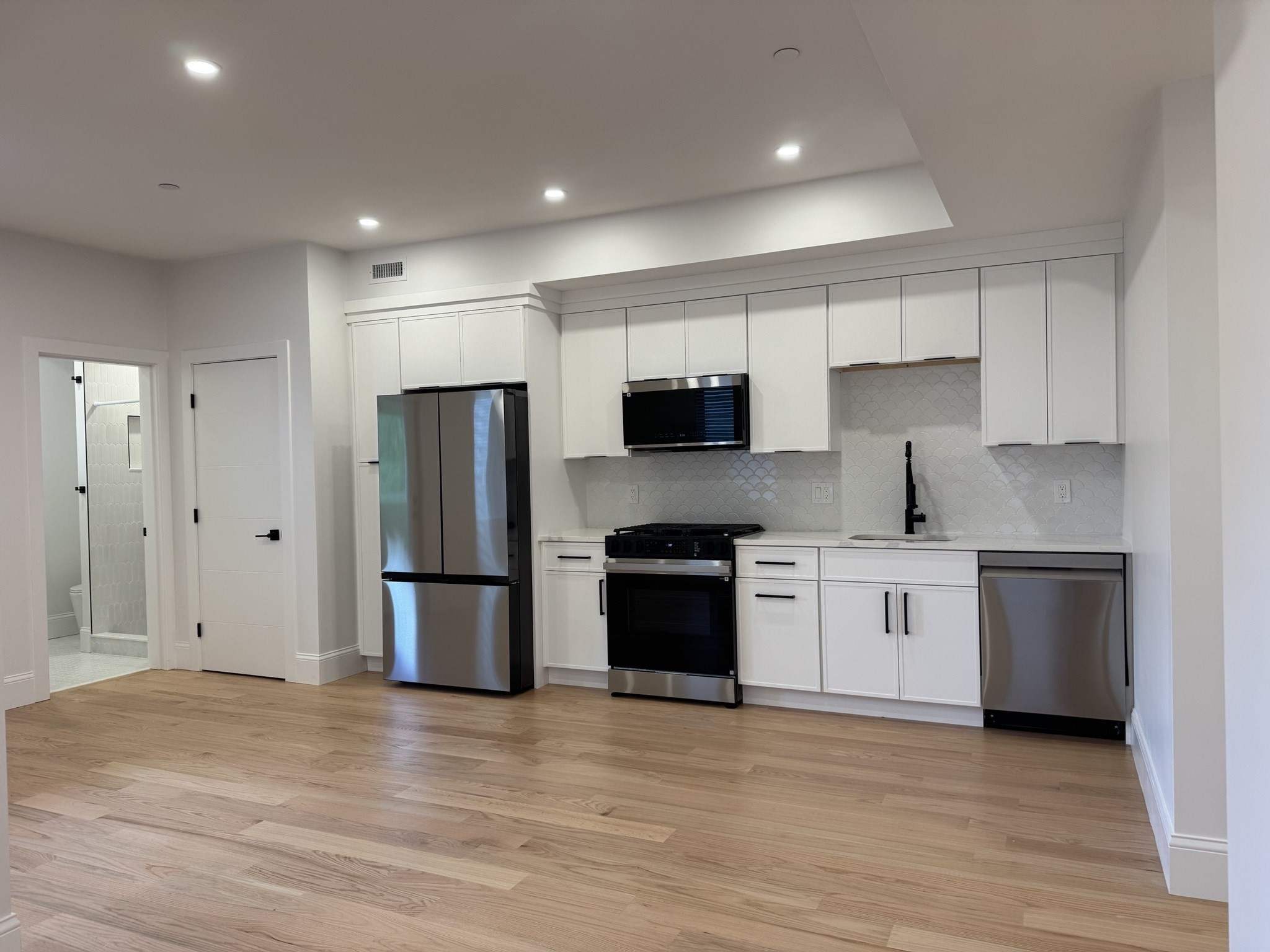 531 Bennington # 2 Property Photo 1