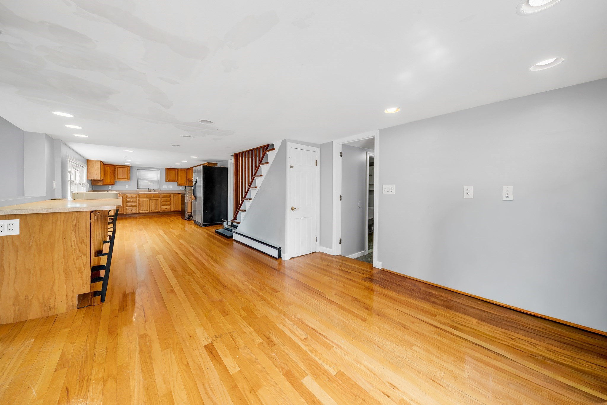 16 South St Property Photo 18