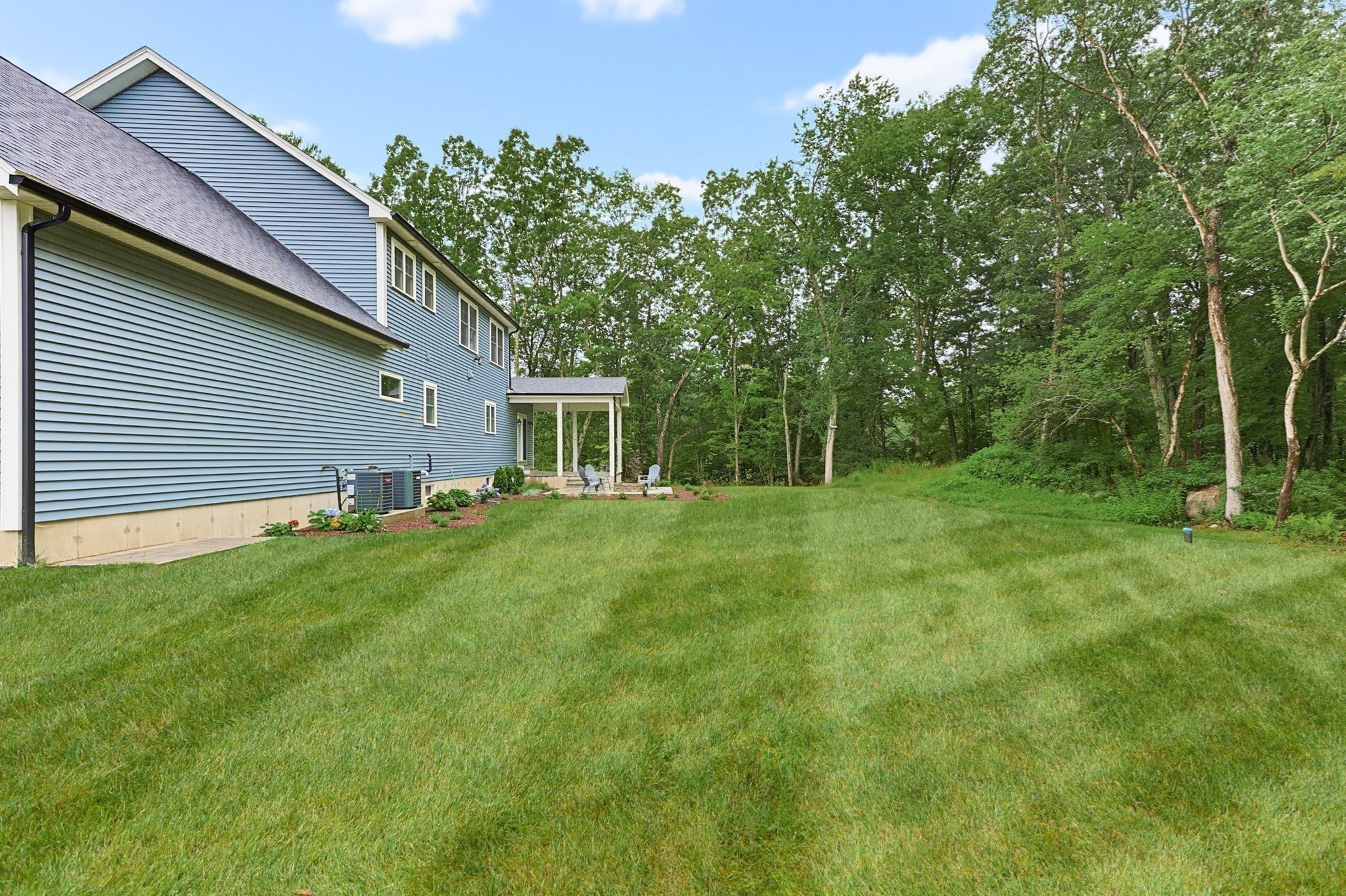 16 Ledge Hill Ln Property Photo 37