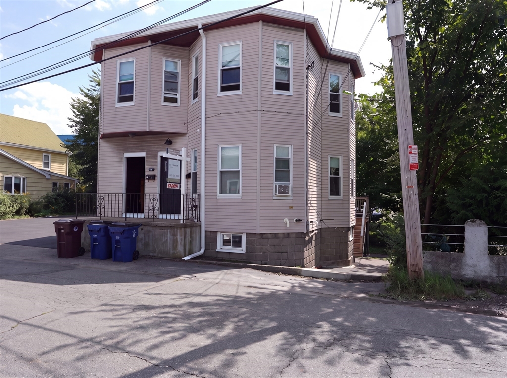13 Belgrade St Property Photo 4