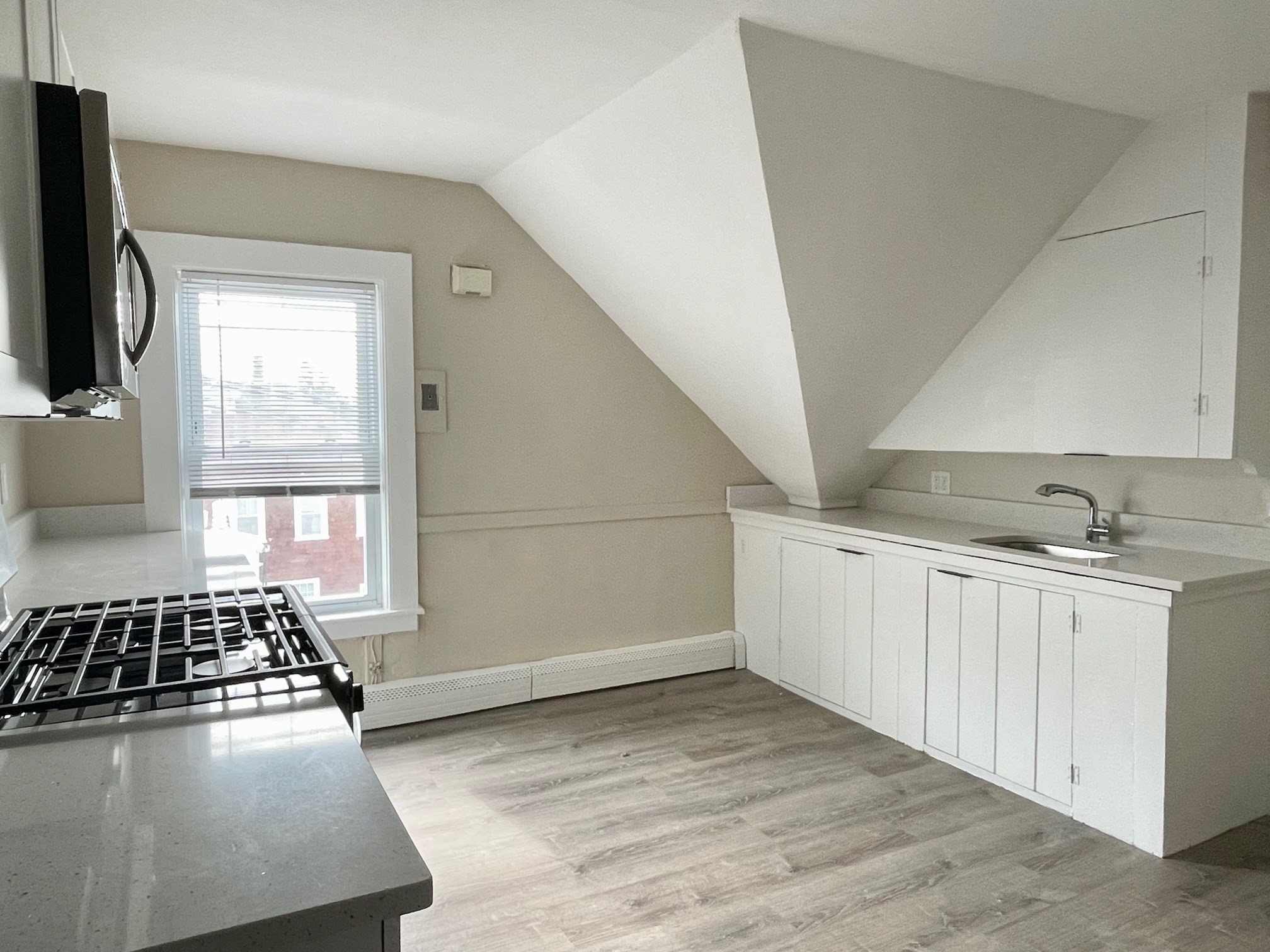 4 Loring Ave # 3 Property Photo 2