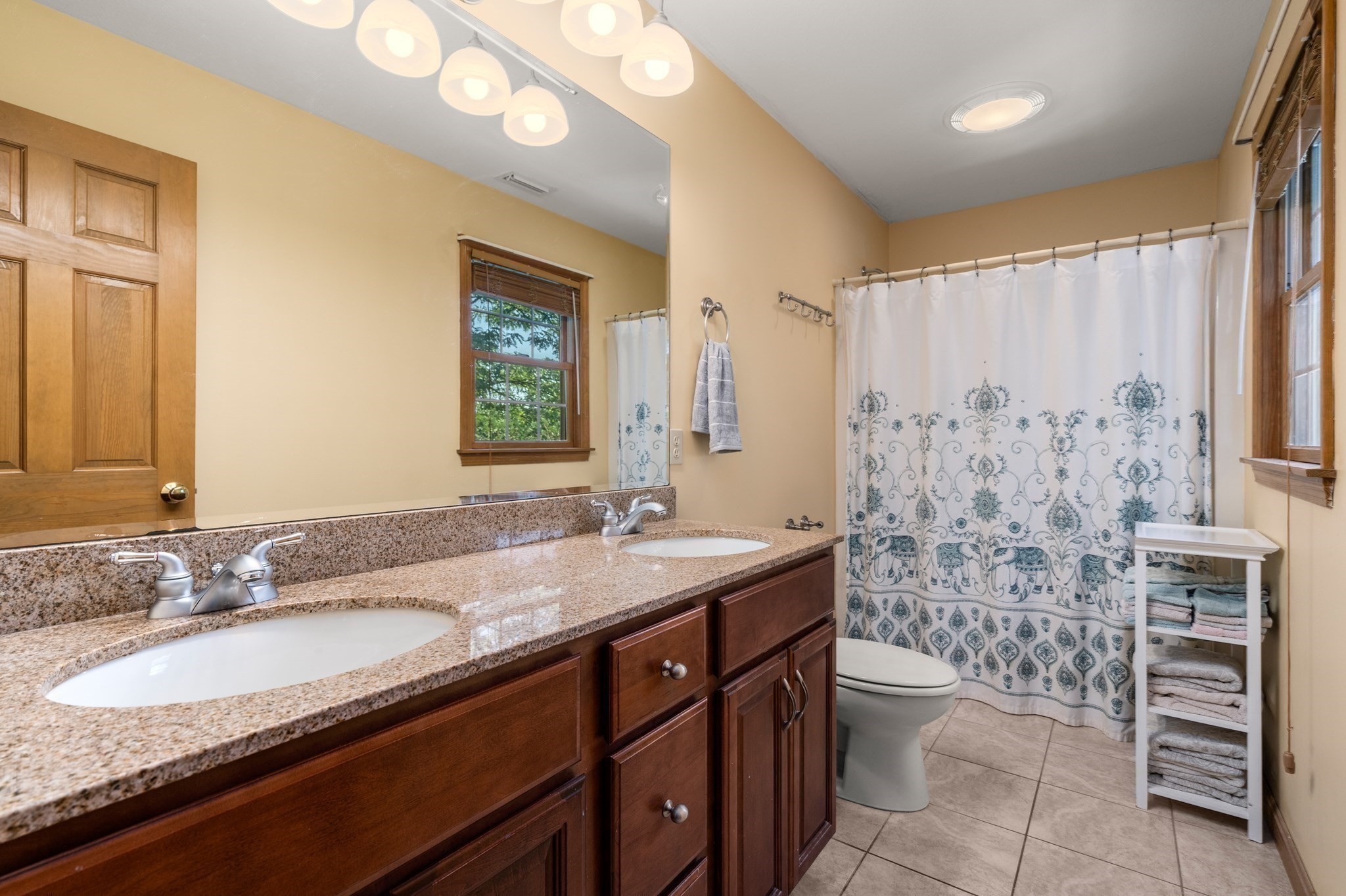 19 Gerard Lane # 19 Property Photo 6