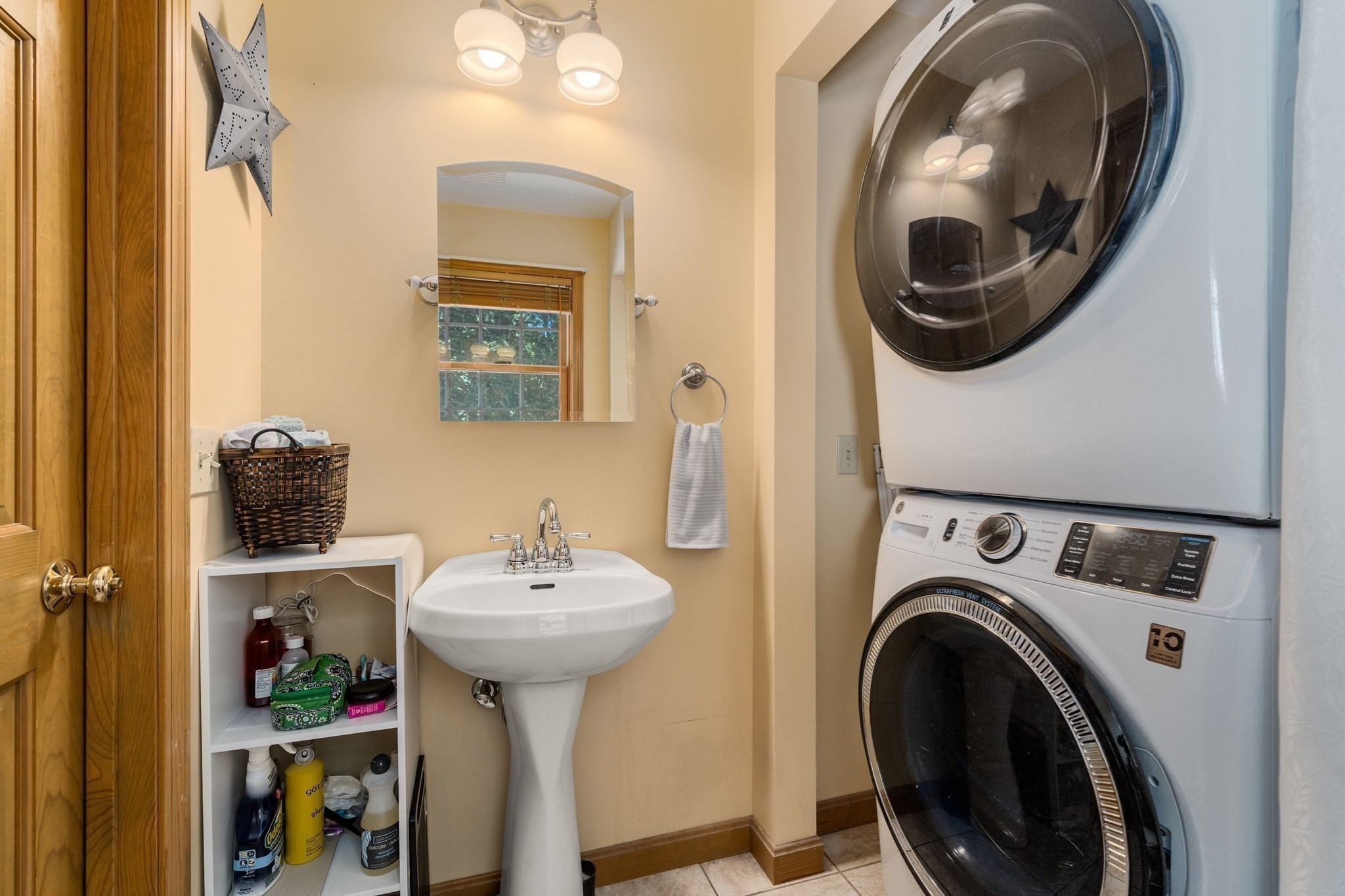 19 Gerard Lane # 19 Property Photo 16