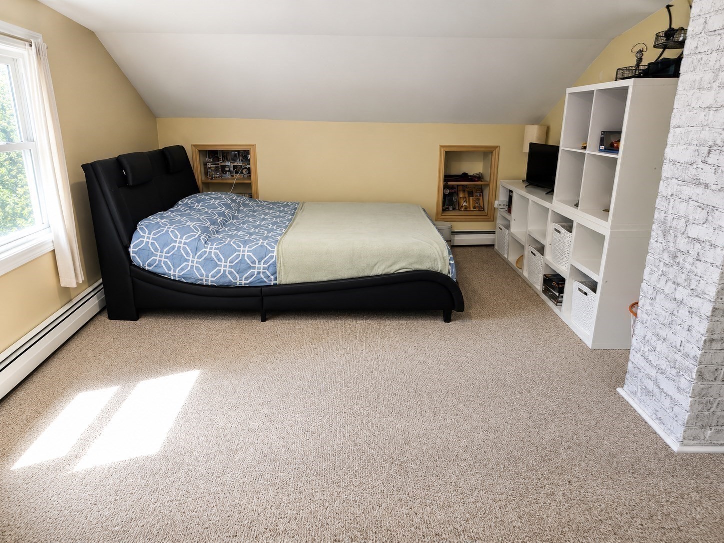 56 Kirby Ave Property Photo 24