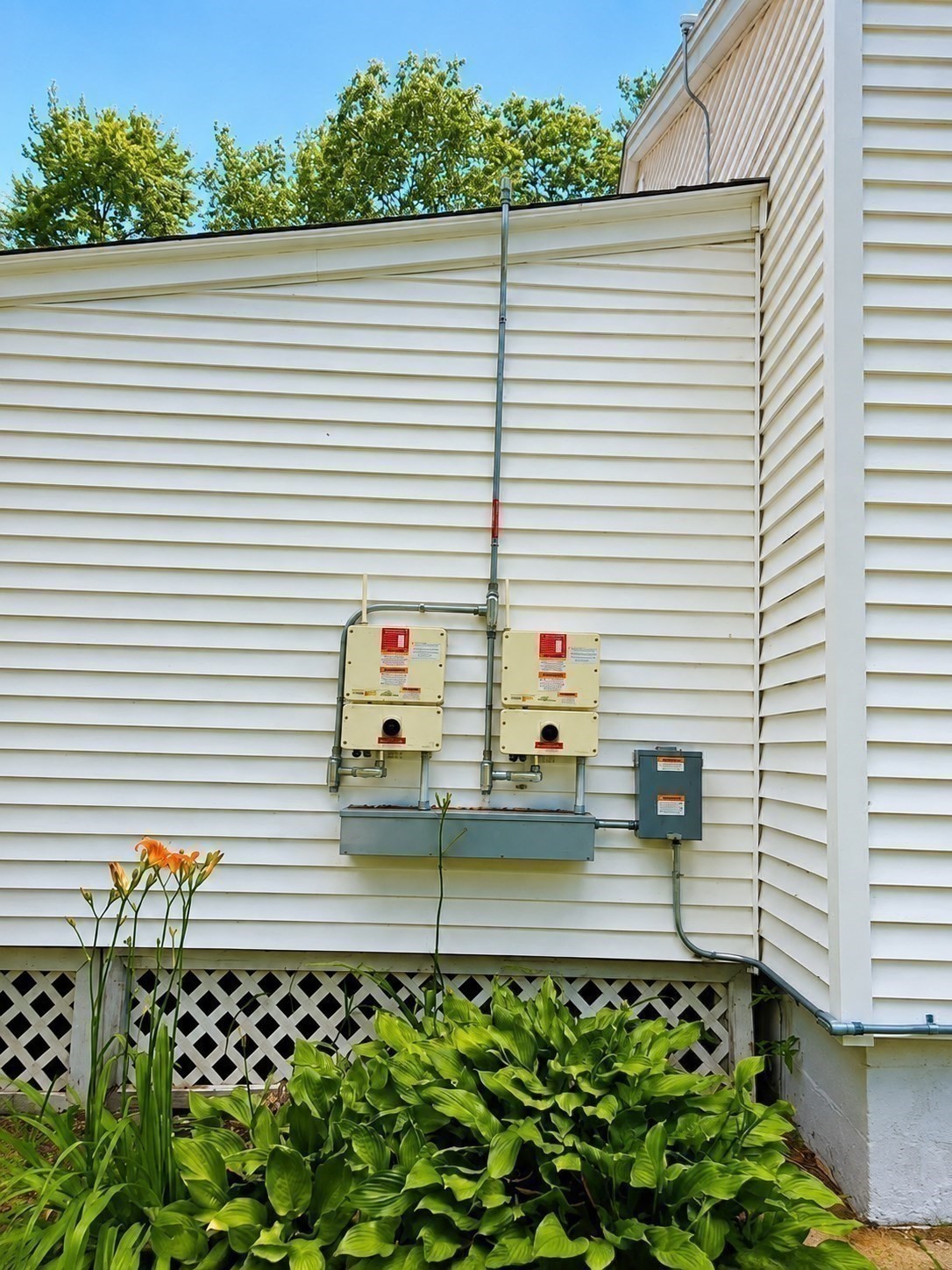 56 Kirby Ave Property Photo 31