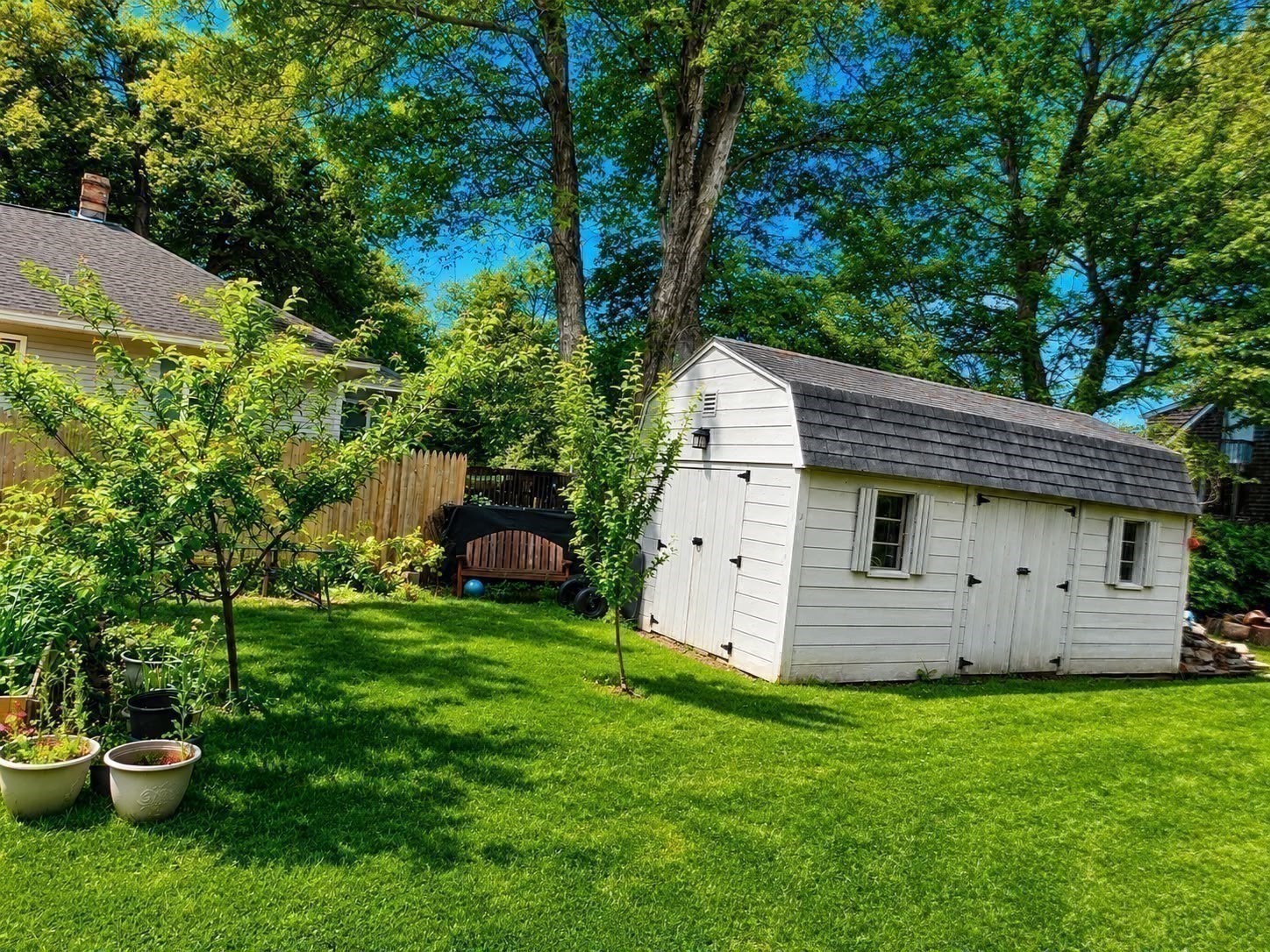 56 Kirby Ave Property Photo 32