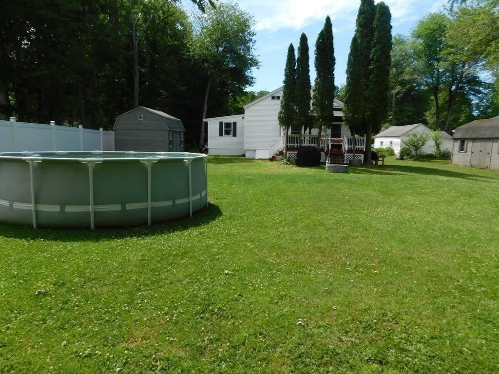 56 Kirby Ave Property Photo 33