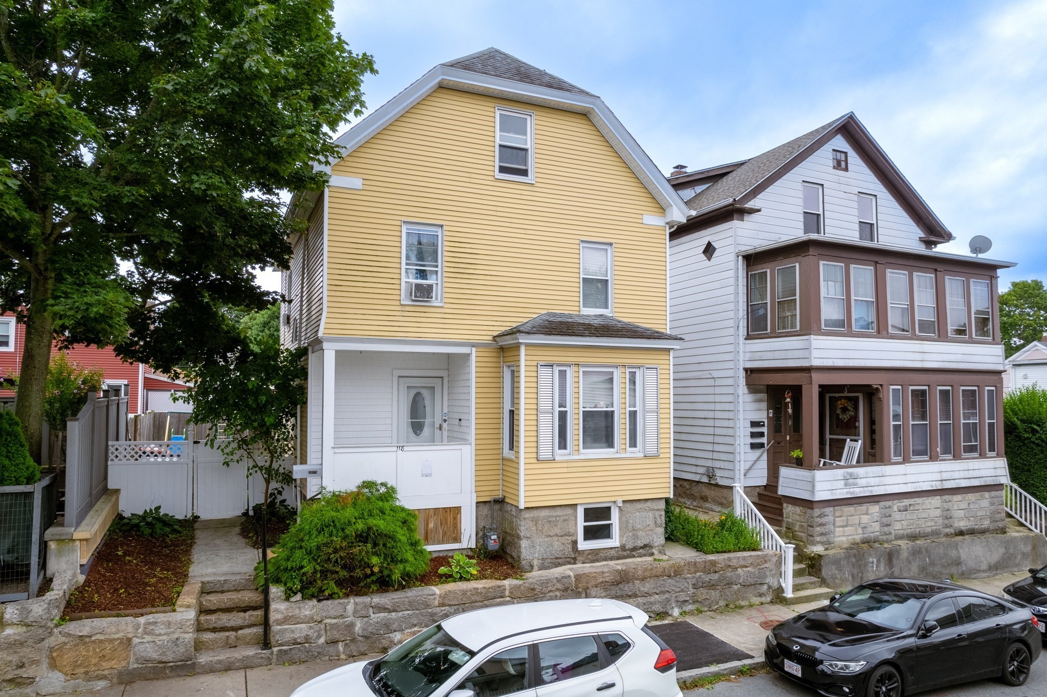 118 Parker St Property Photo 2