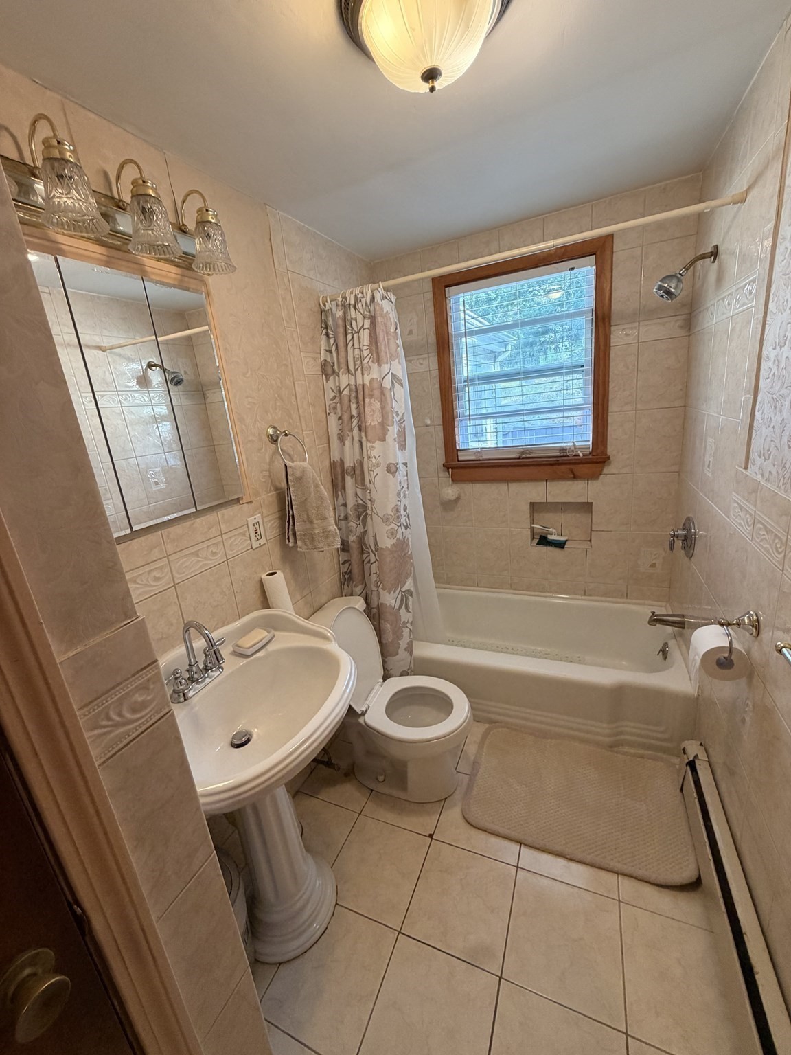 115 Center St Property Photo 16