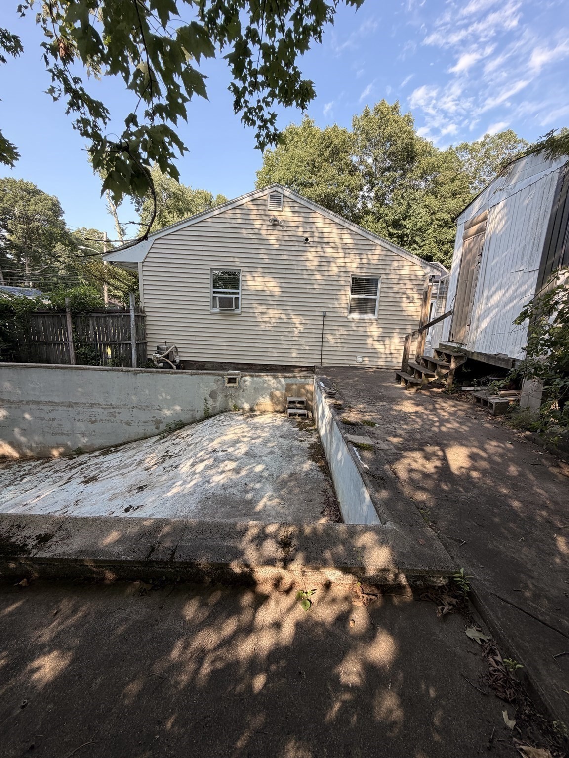 115 Center St Property Photo 30