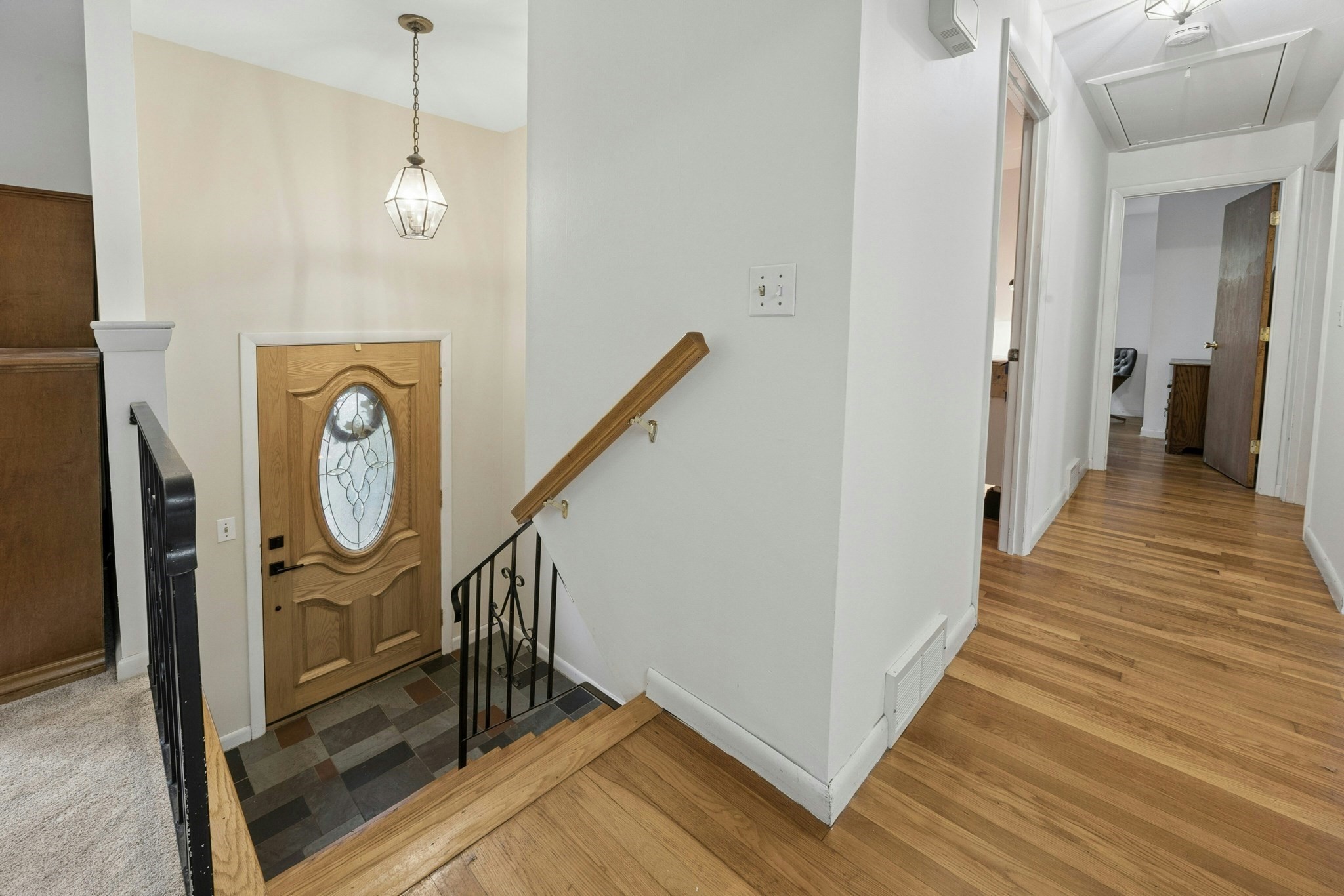210 Chamberlain St Property Photo 3