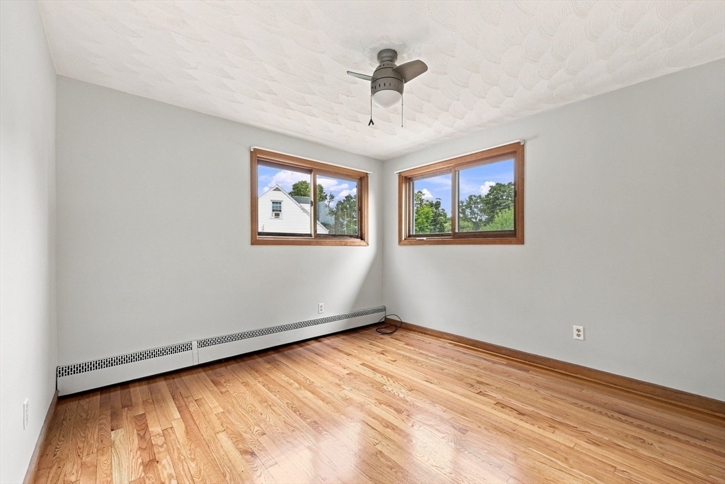 111 Florida Drive Property Photo 14