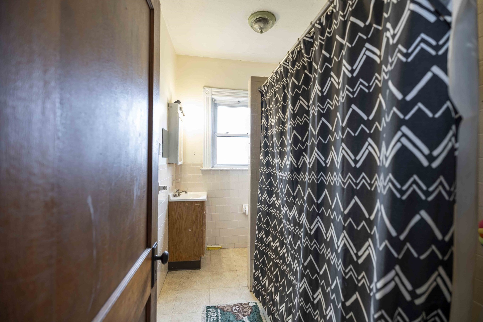 1025 Globe St Property Photo 10