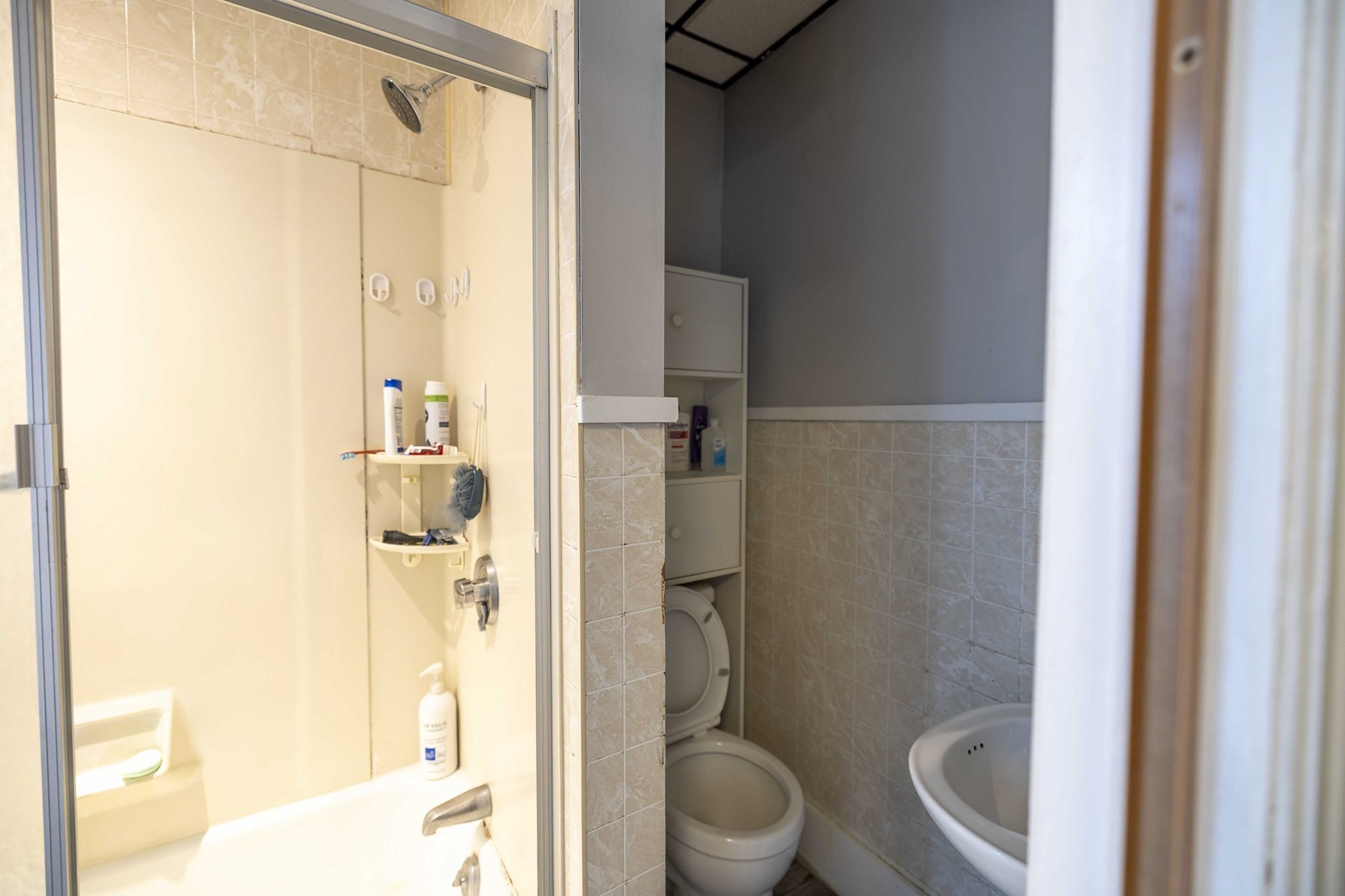1025 Globe St Property Photo 23