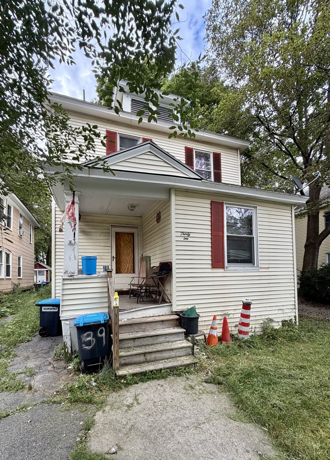 39 Hull Ave Property Photo 1