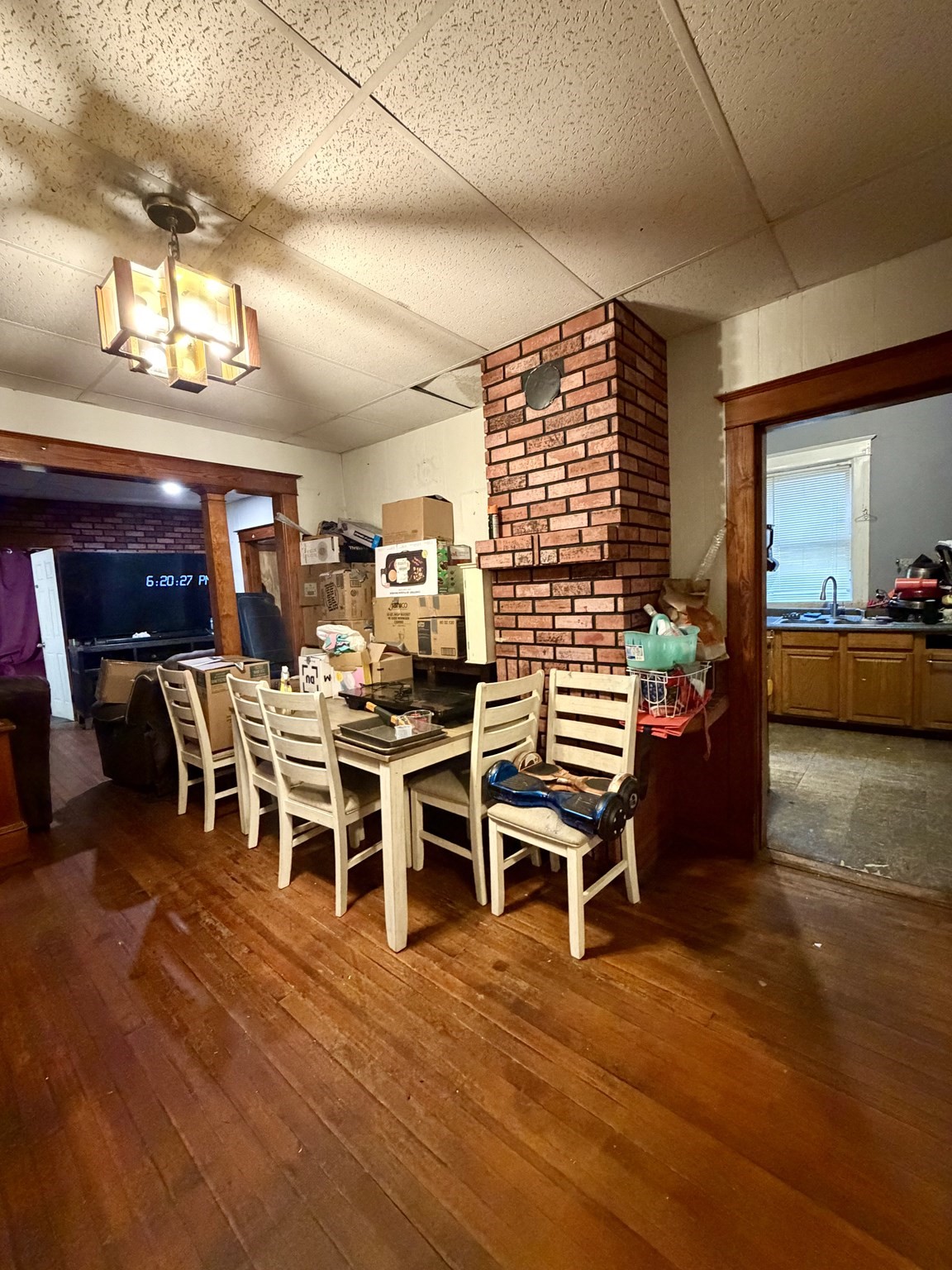 39 Hull Ave Property Photo 6