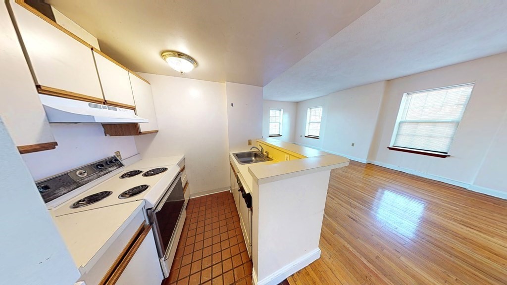 14 John Eliot Square # 4E Property Photo 1