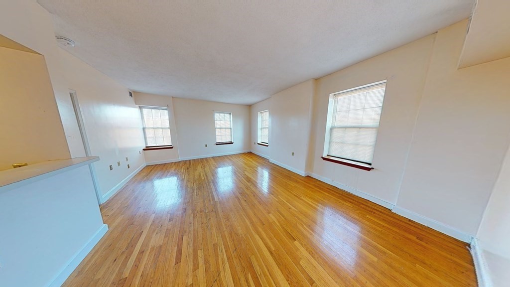 14 John Eliot Square # 4e Property Photo 5