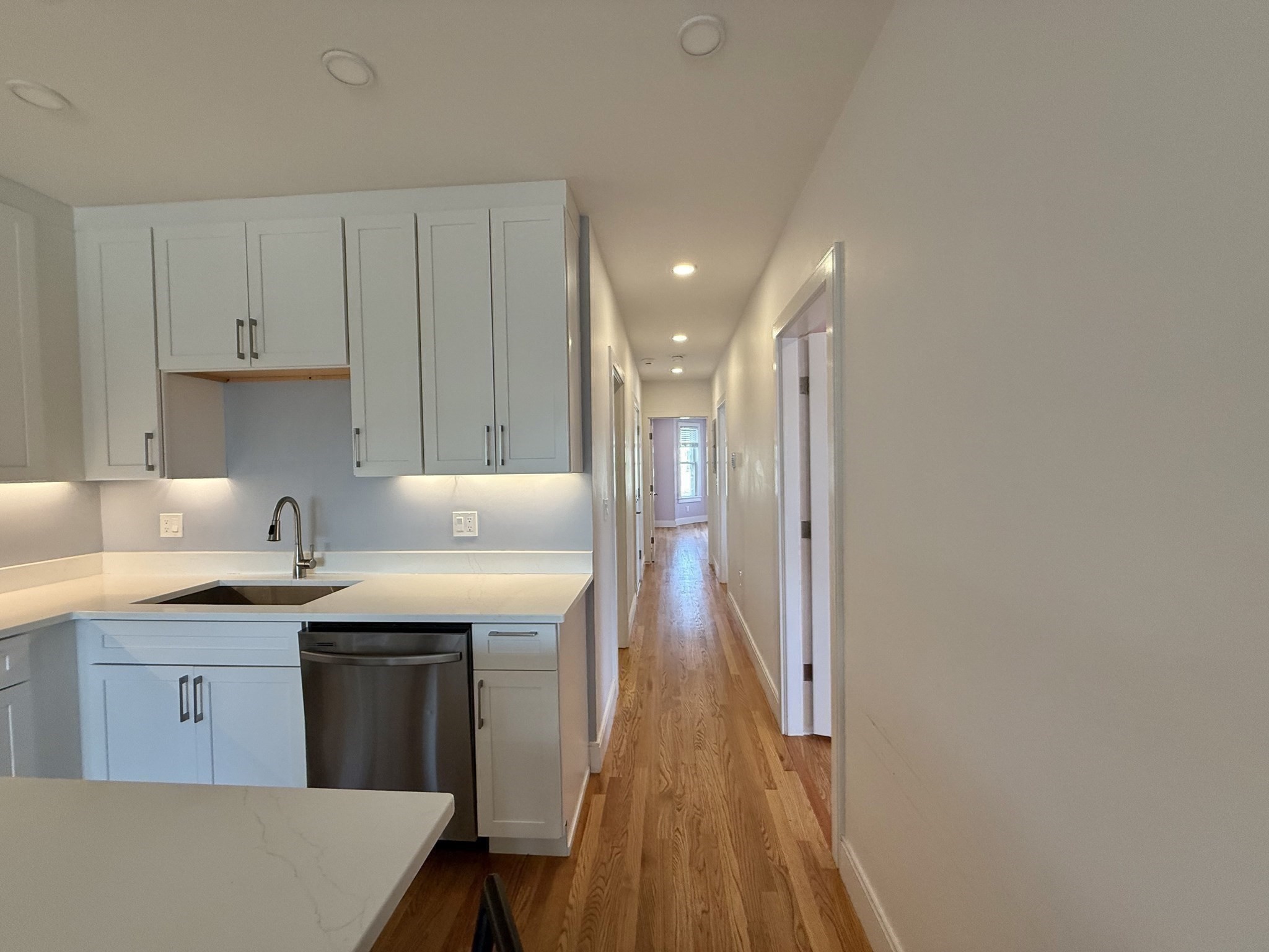 863 Saratoga St. # 3 Property Photo 11