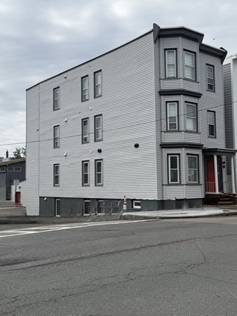 863 Saratoga St. # 3 Property Photo 33