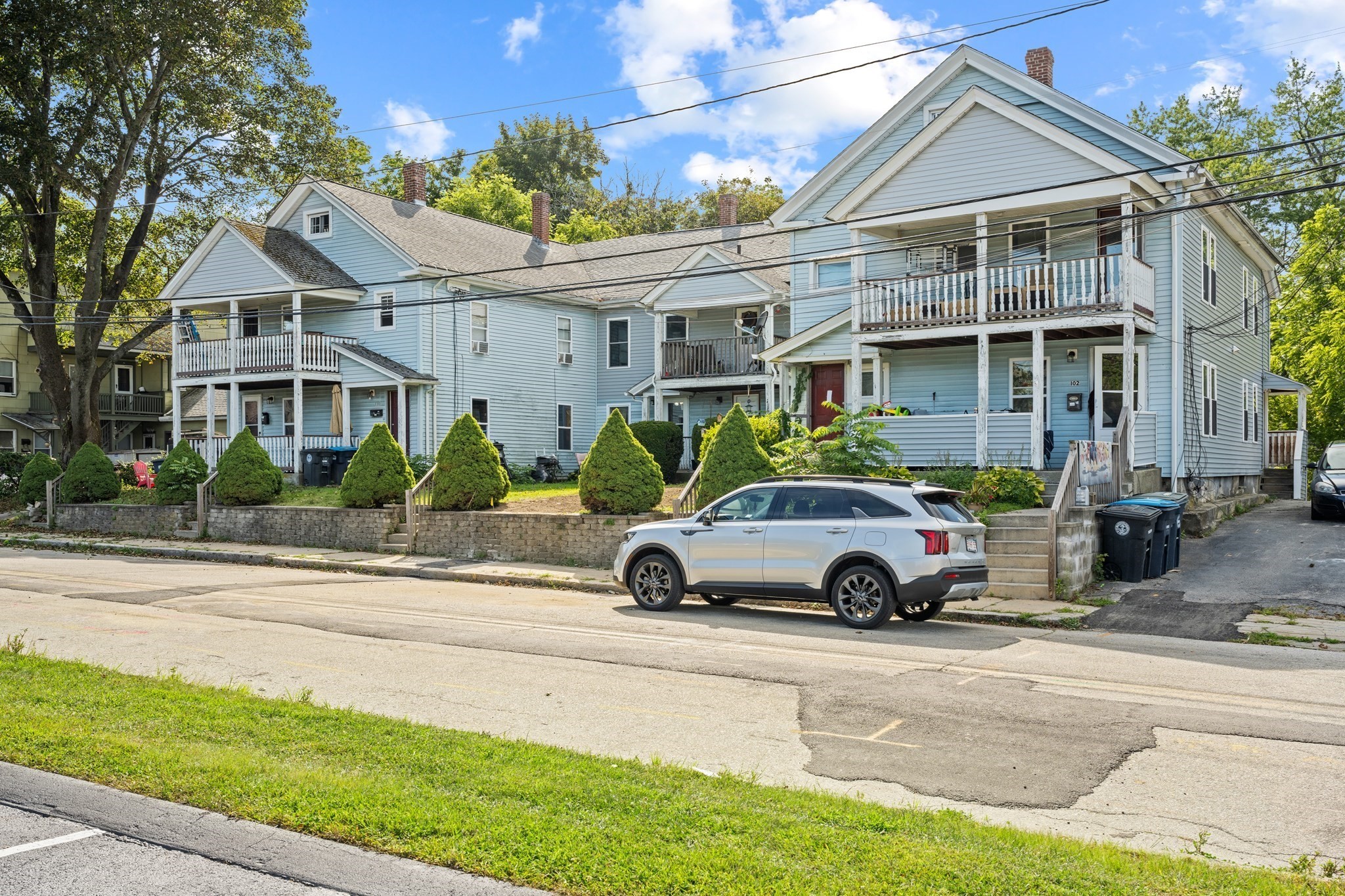 102 Sayles Street Property Photo 3